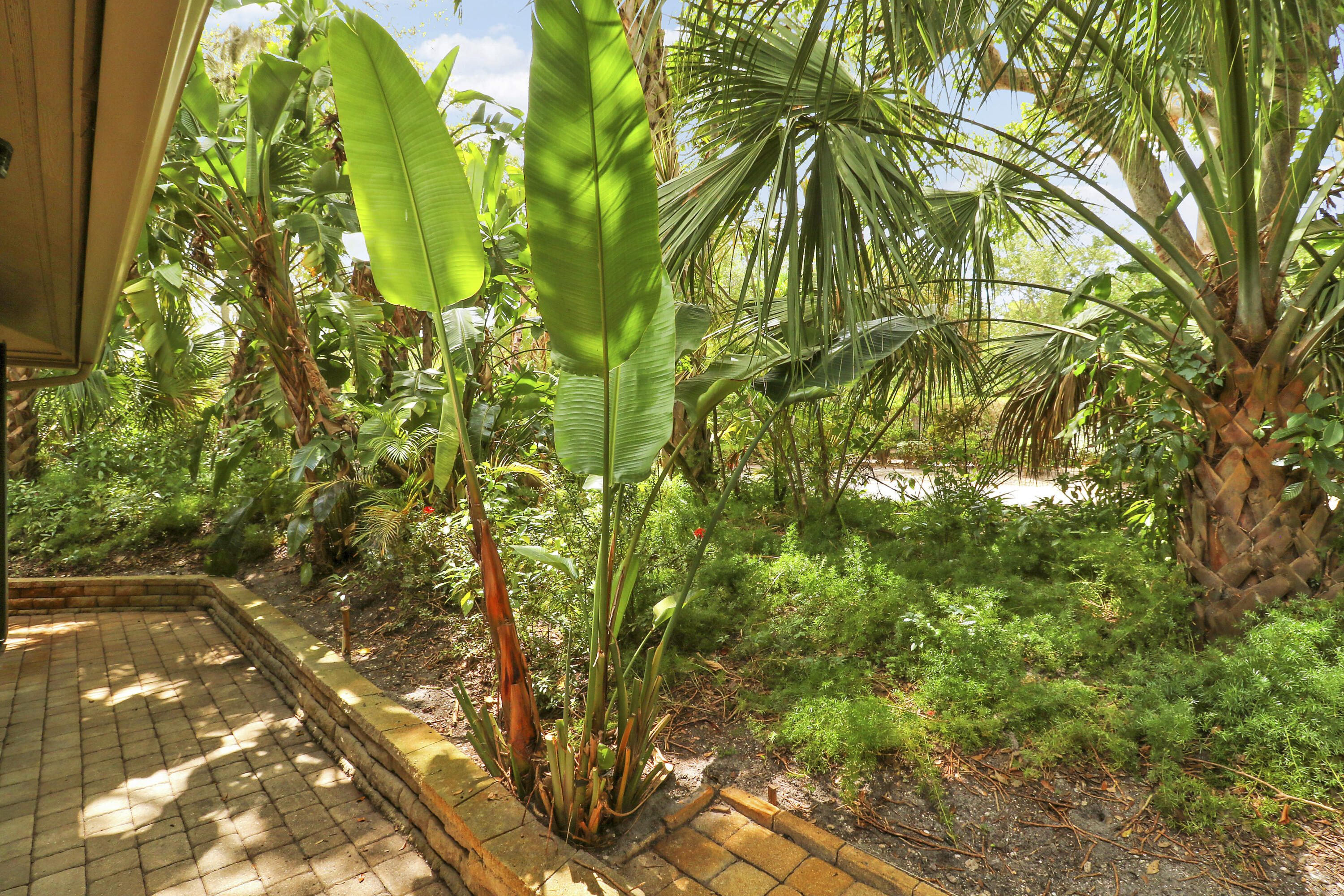 SCHOONER OAKS CONDO - Residential