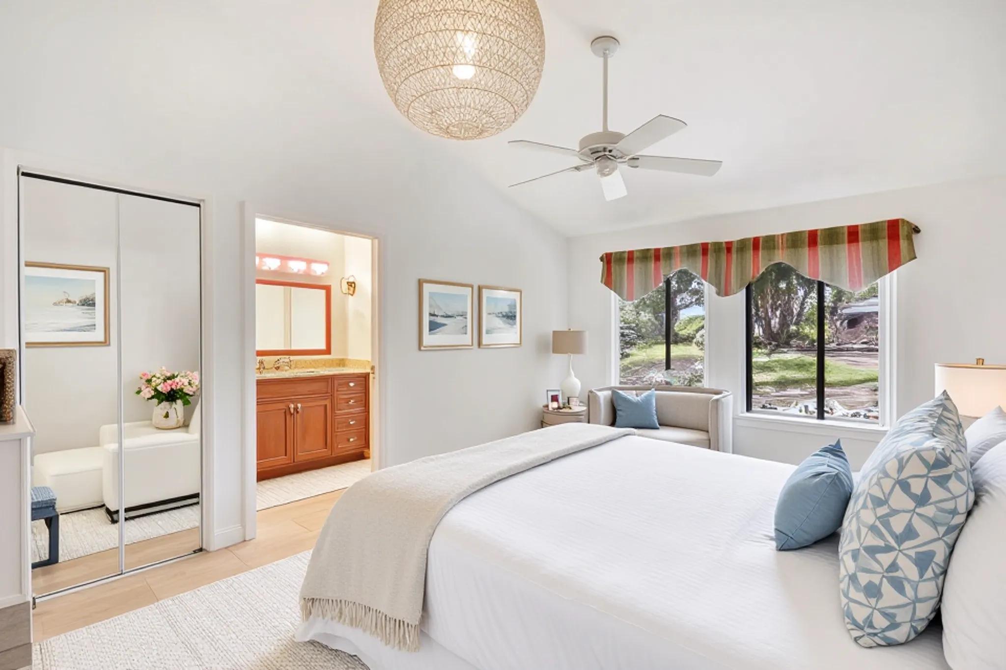 SCHOONER OAKS CONDO - Residential
