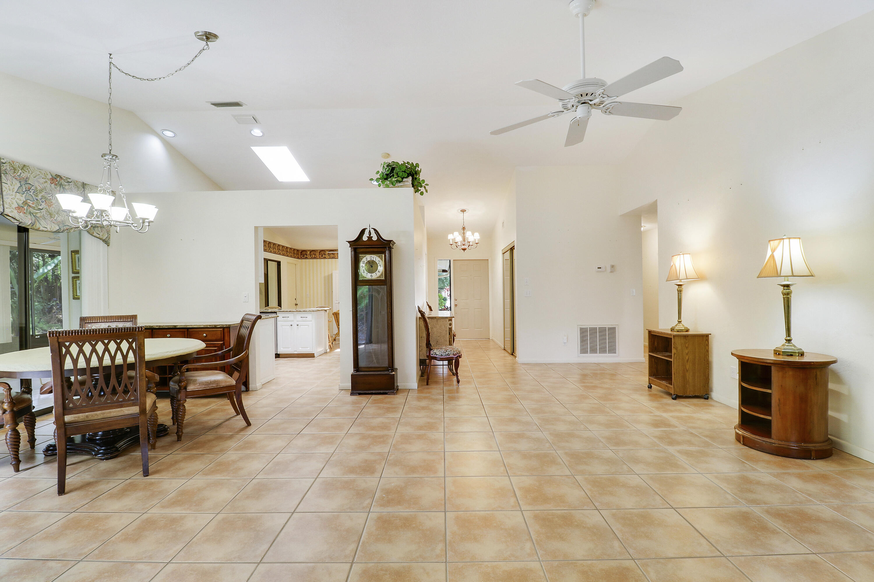 SCHOONER OAKS CONDO - Residential