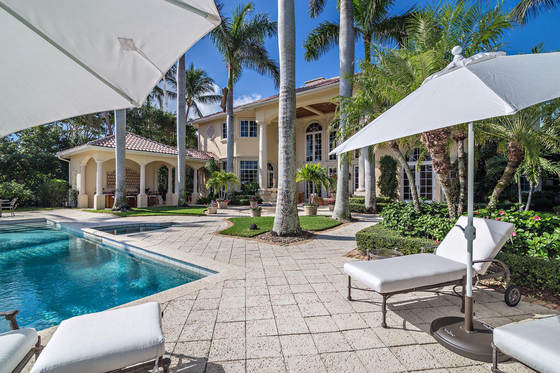 ADMIRALS COVE PAR E - Residential