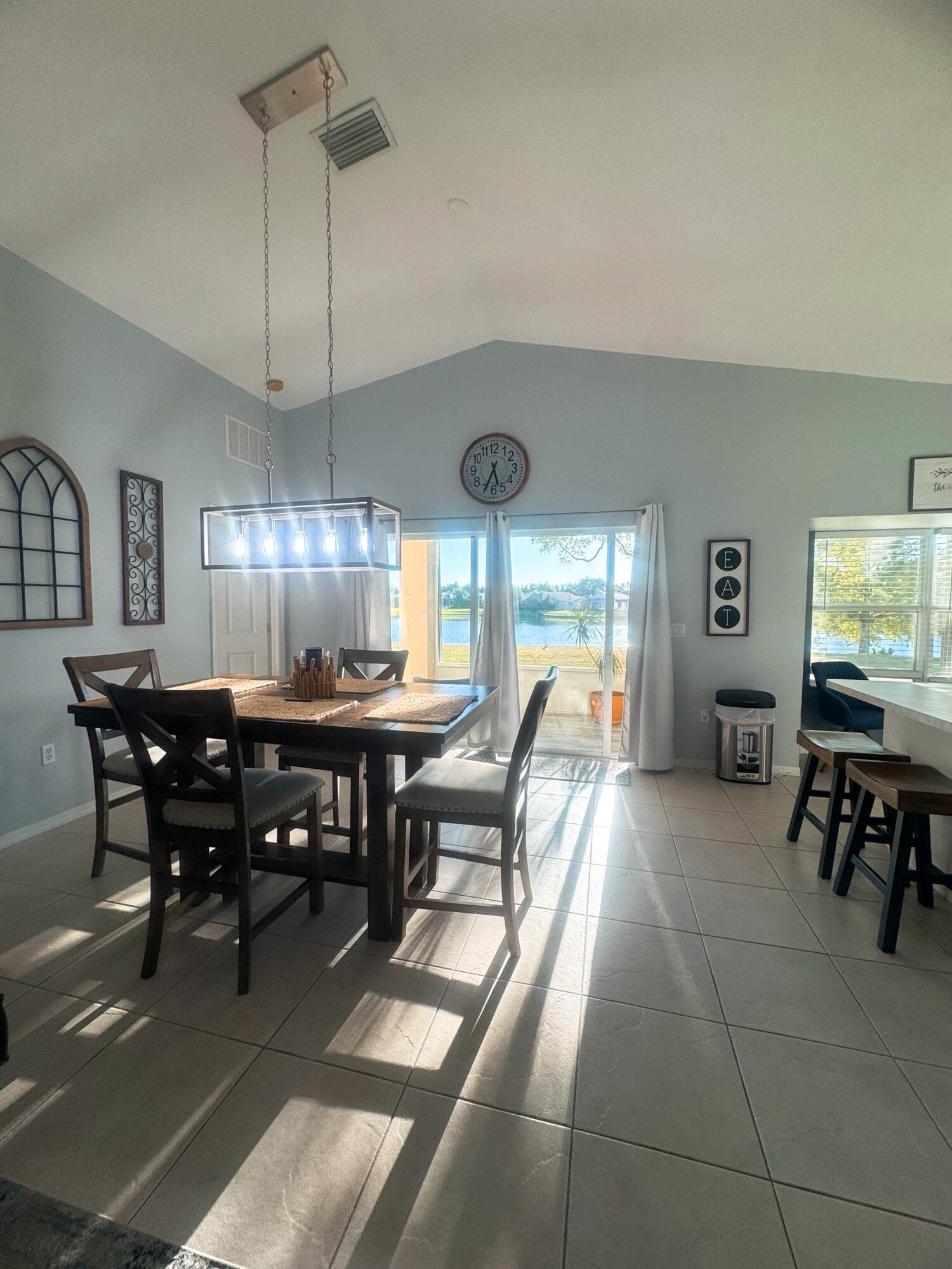 LAKEFOREST AT ST LUCIE WEST PHASE V - Residential