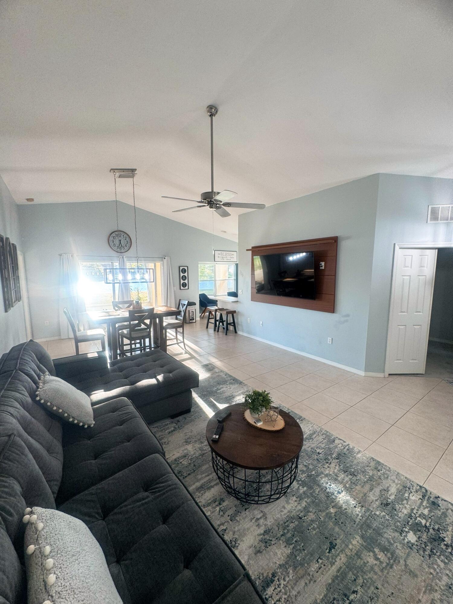 LAKEFOREST AT ST LUCIE WEST PHASE V - Residential