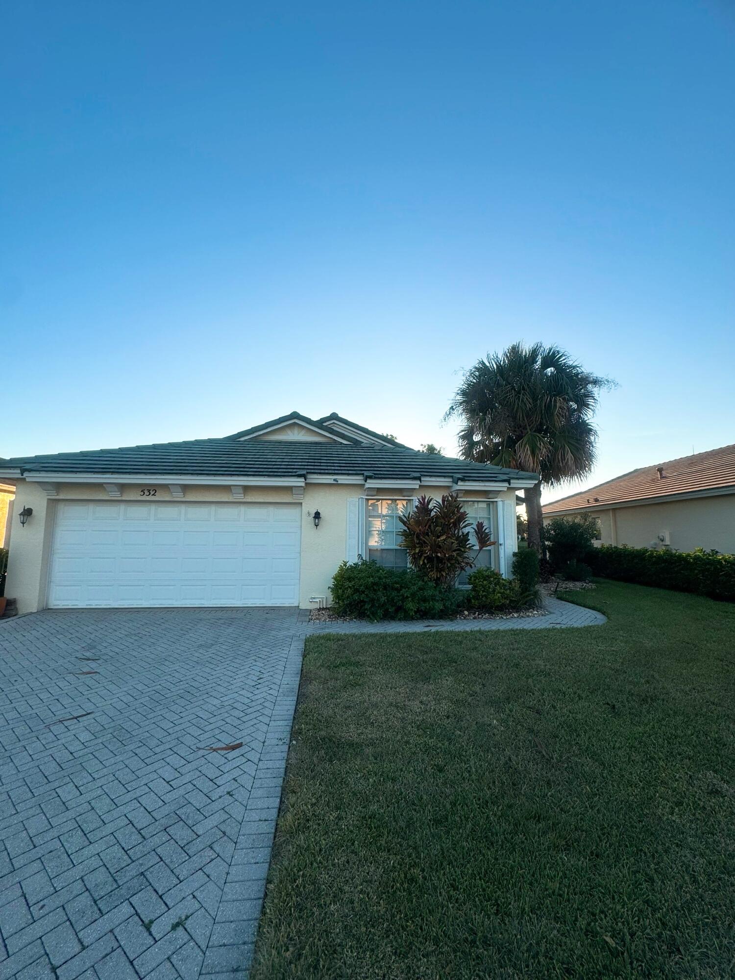 LAKEFOREST AT ST LUCIE WEST PHASE V - Residential