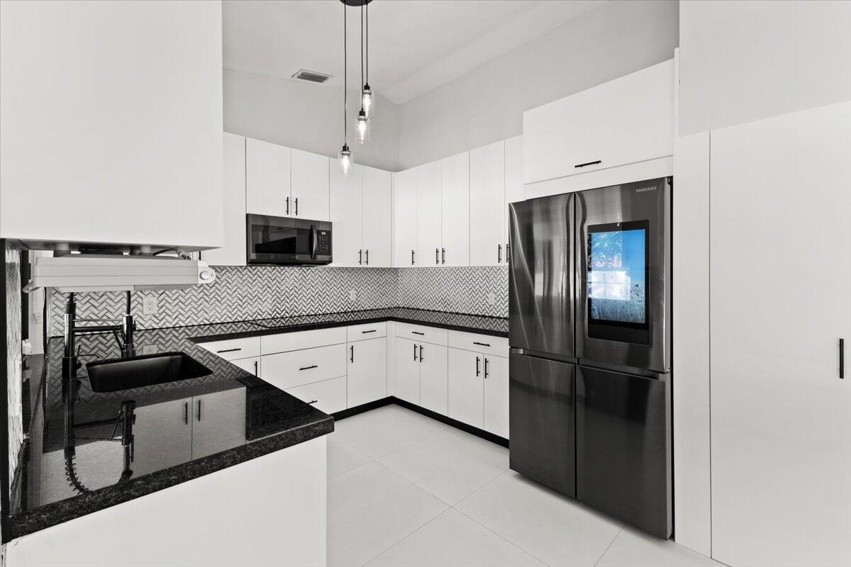CHAPEL TRAIL REPLAT - Residential
