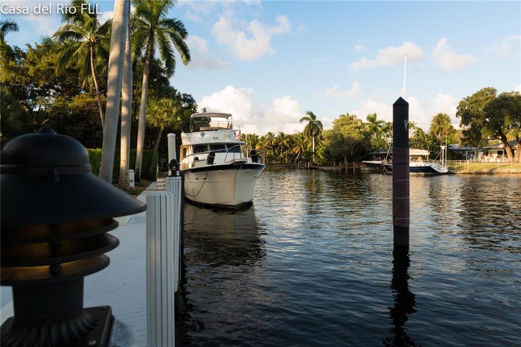 SHADY BANKS ON NEW RIVER - Residential