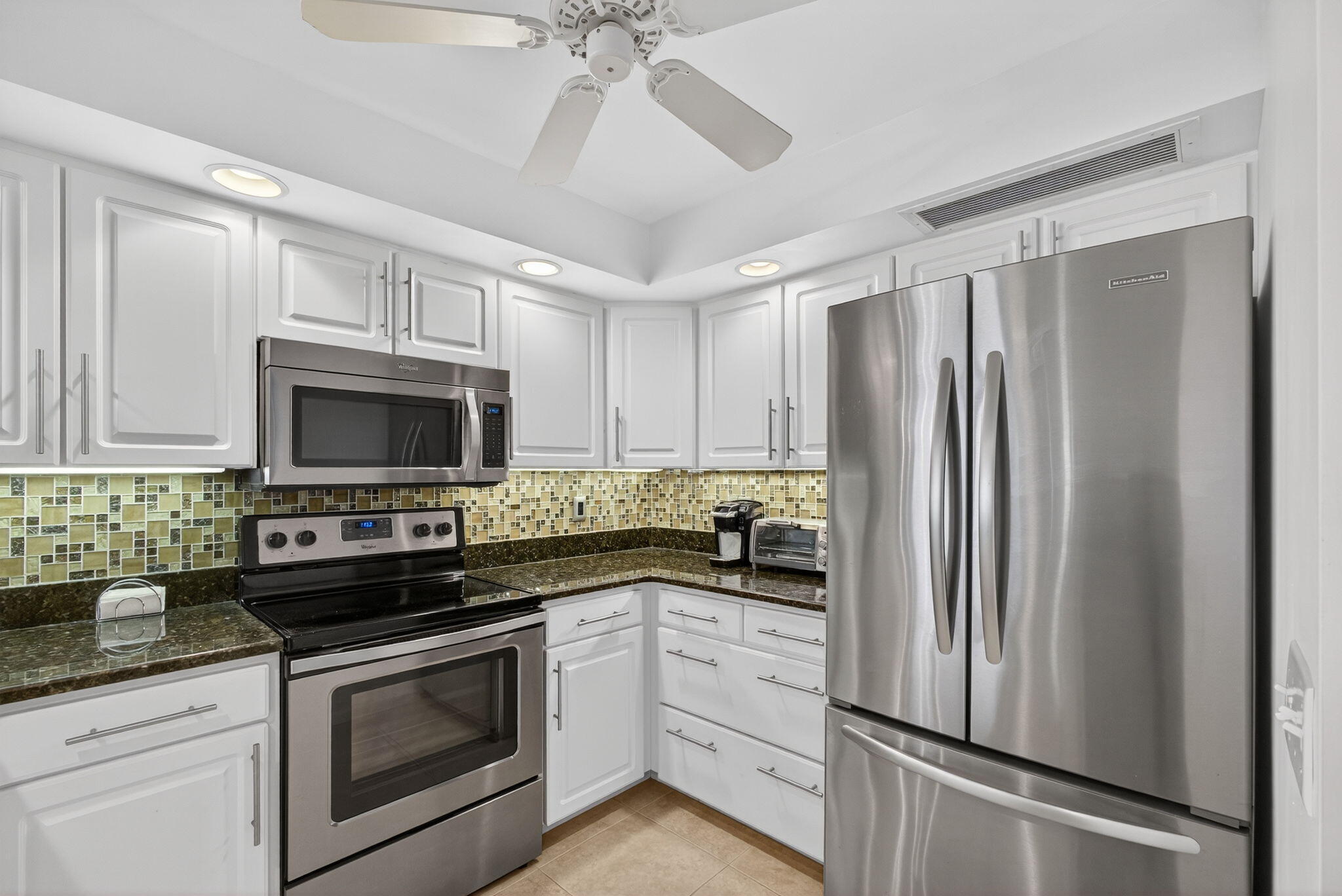PHOENIX TOWERS CONDO - Residential Lease