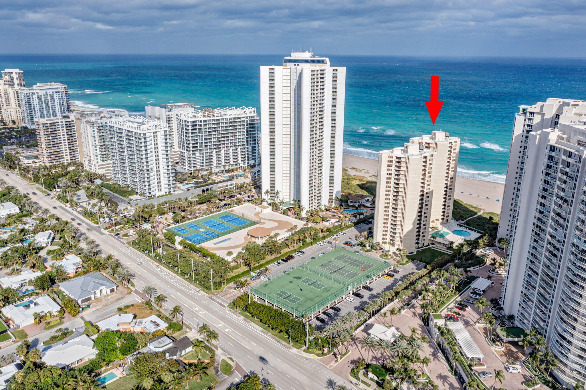 PHOENIX TOWERS CONDO - Residential Lease