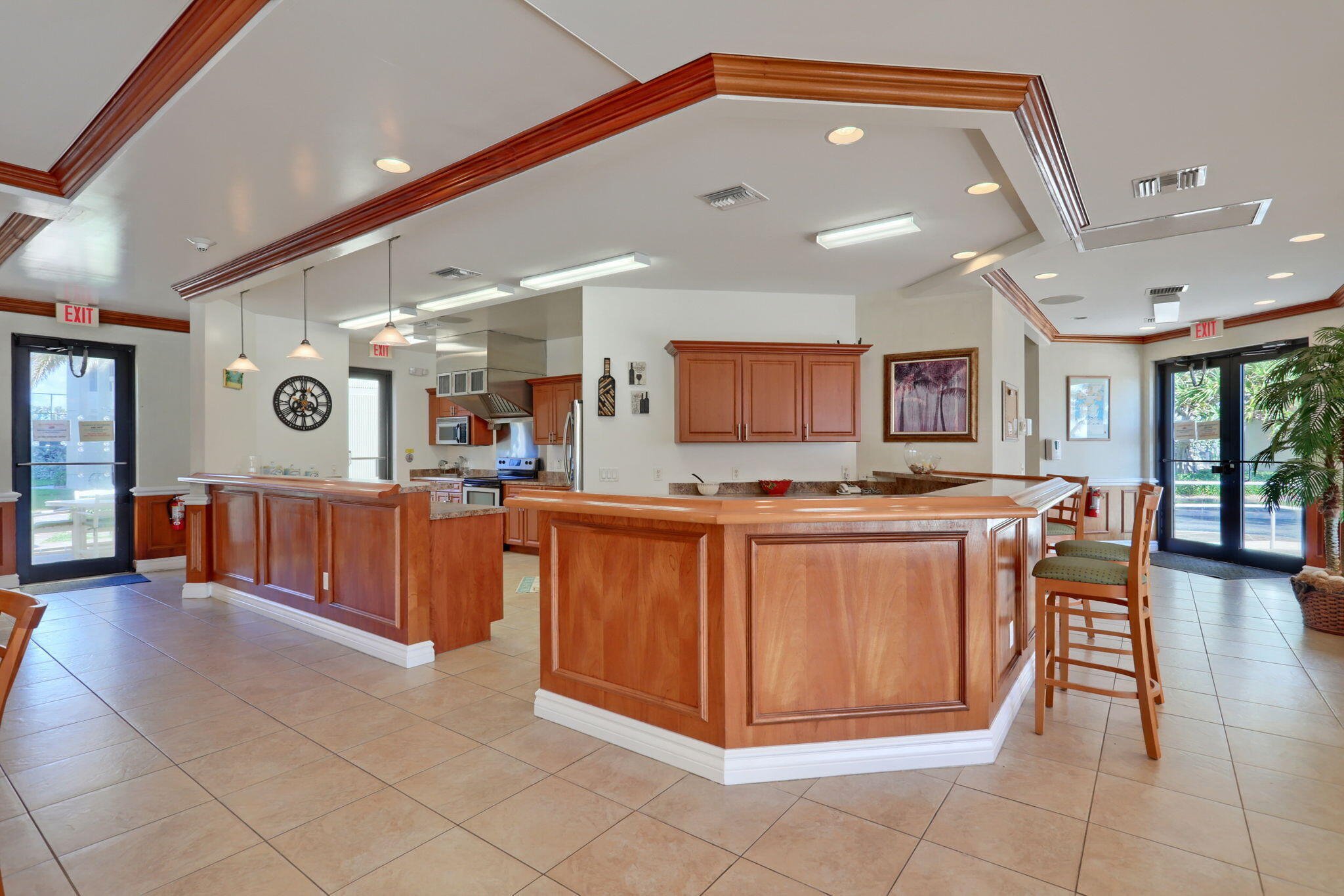 PHOENIX TOWERS CONDO - Residential Lease
