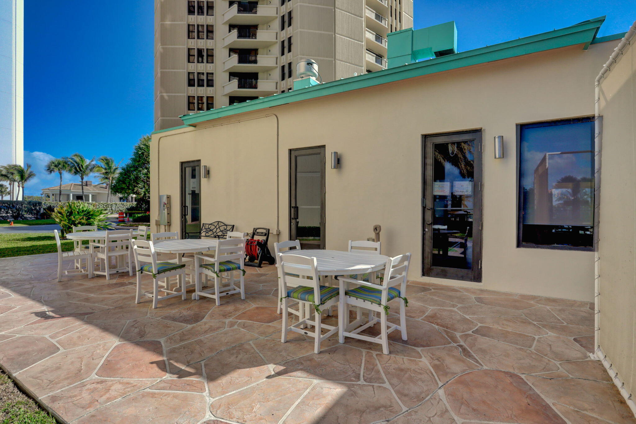 PHOENIX TOWERS CONDO - Residential Lease