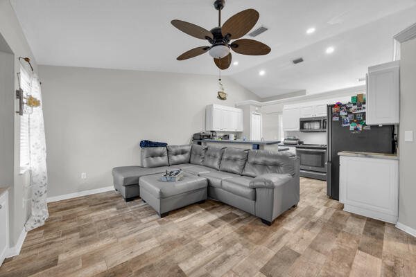 PORT ST LUCIE SECTION 21 - Residential