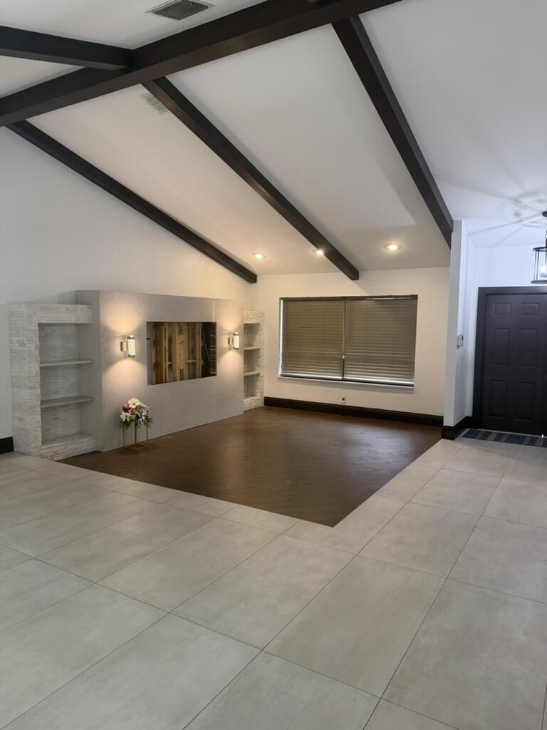 SUN VALLEY - Residential Lease