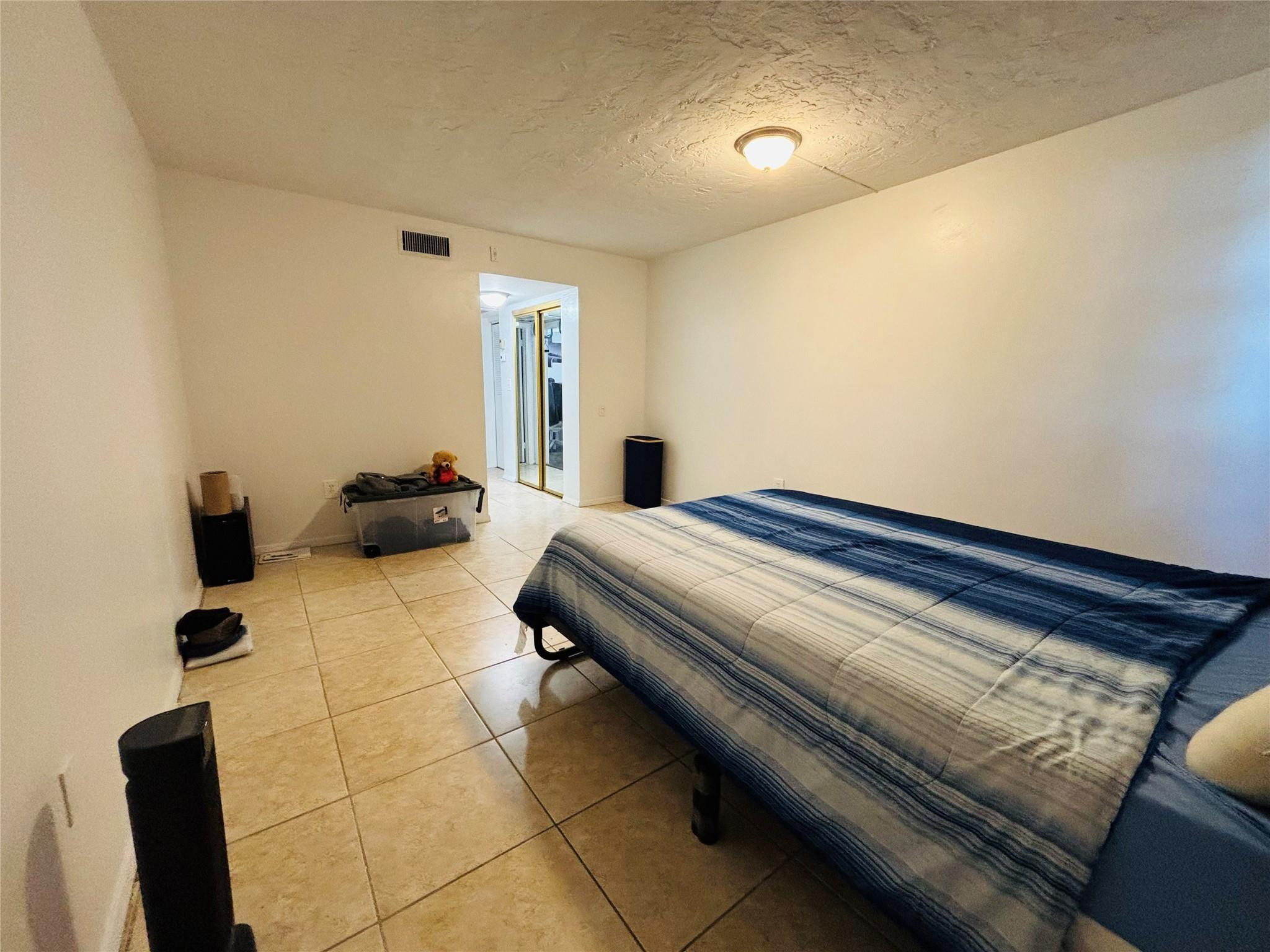 Omega 4 - Residential