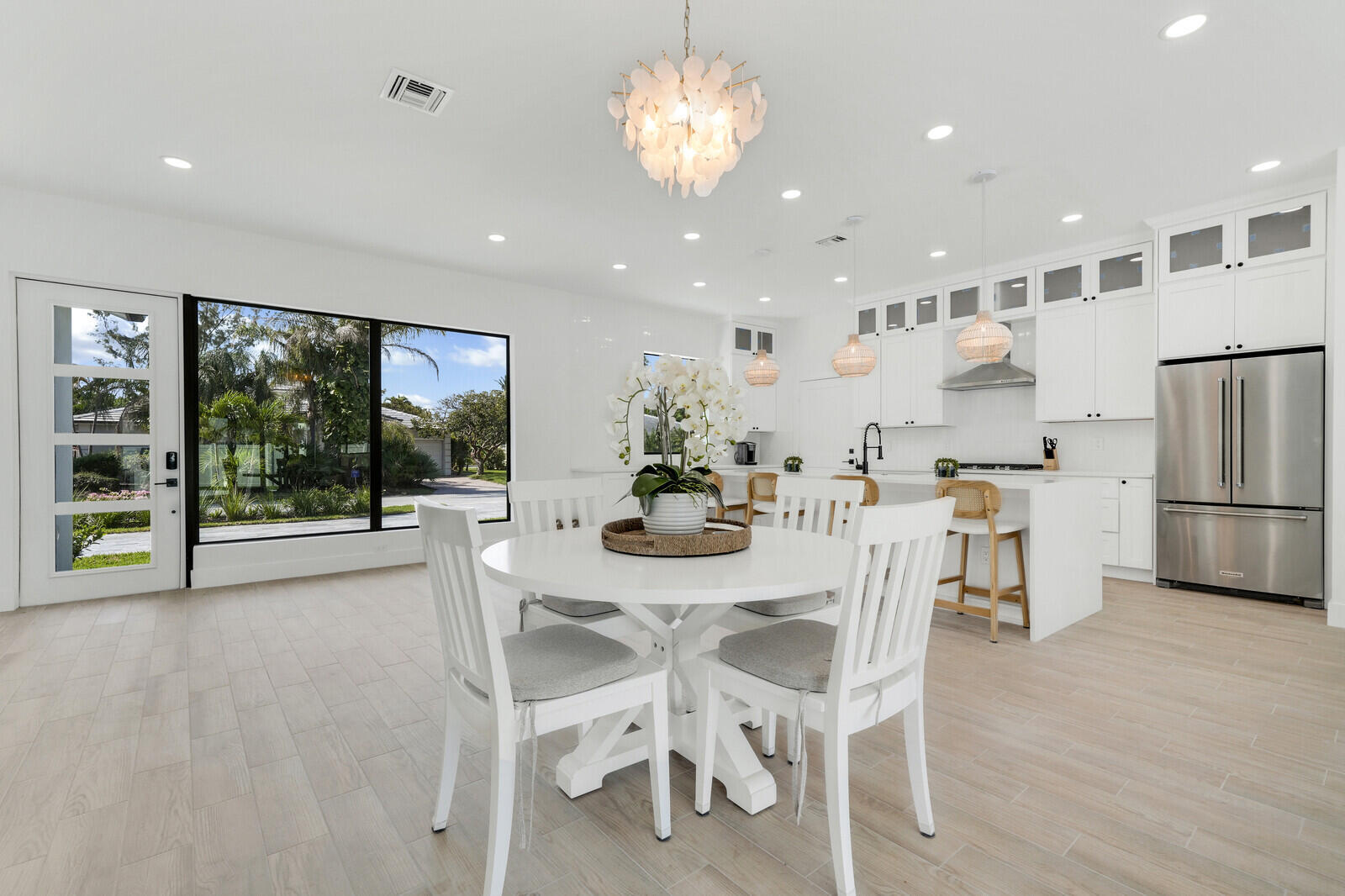 YACHT HARBOR EST - Residential Lease