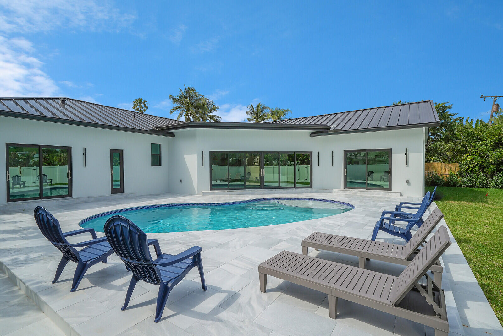 YACHT HARBOR EST - Residential Lease