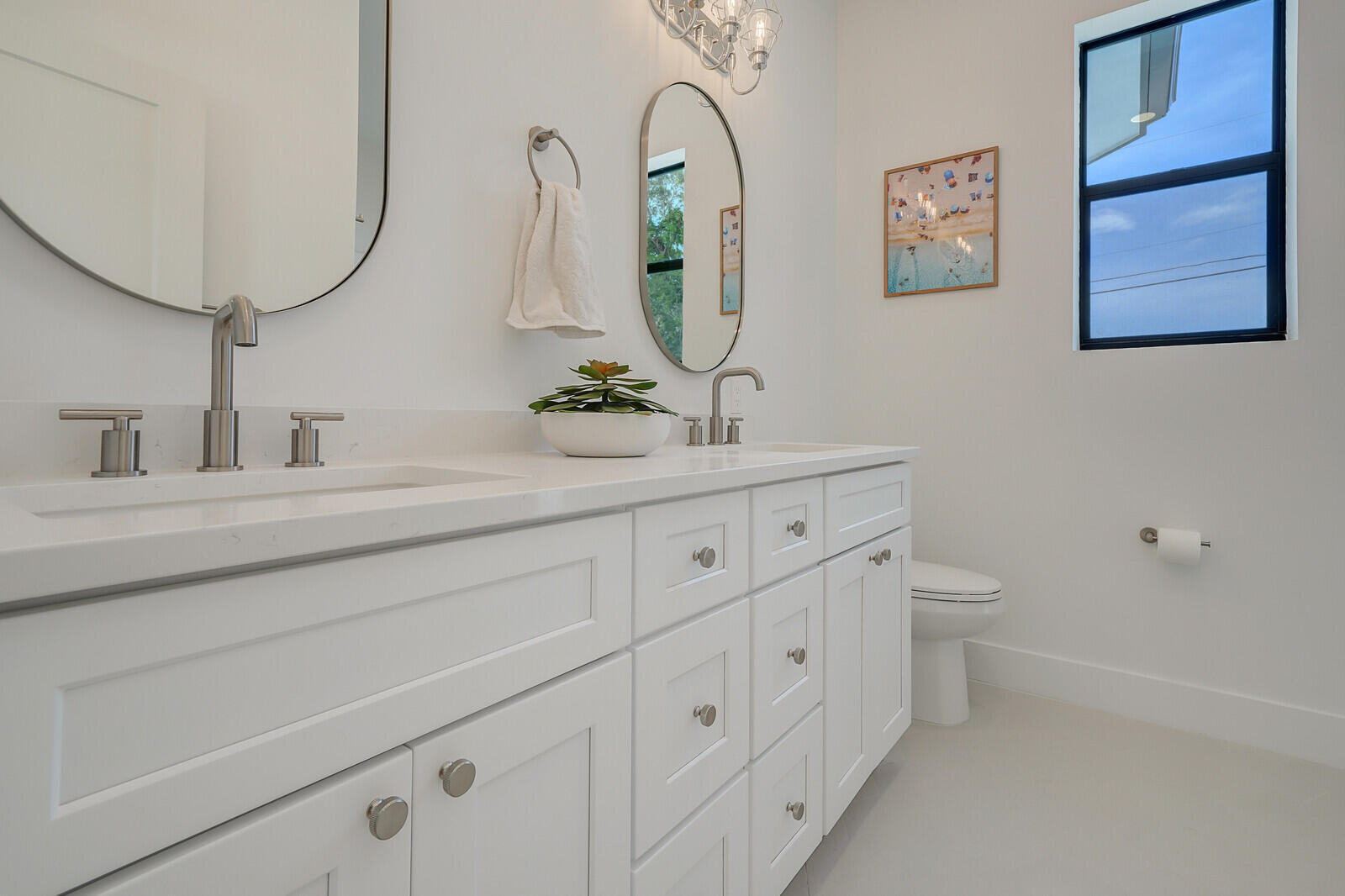 YACHT HARBOR EST - Residential Lease