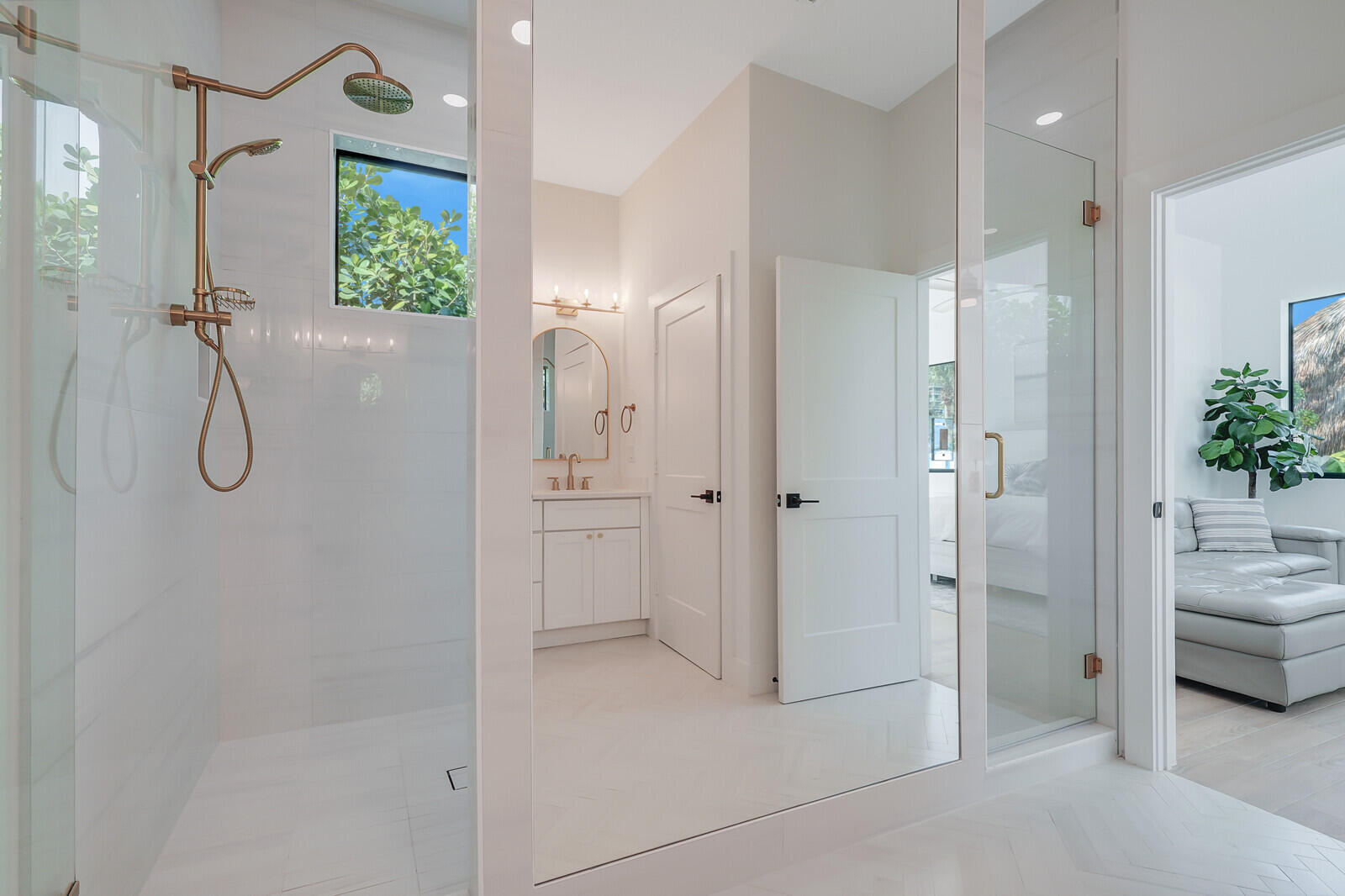YACHT HARBOR EST - Residential Lease