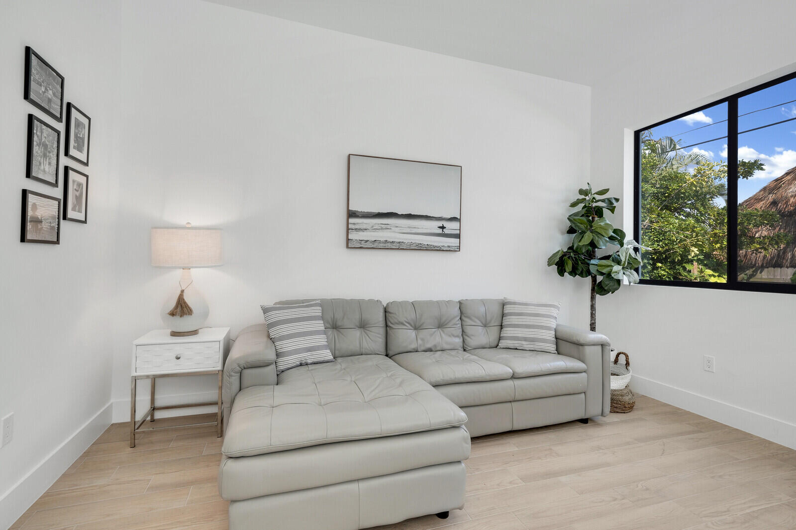 YACHT HARBOR EST - Residential Lease