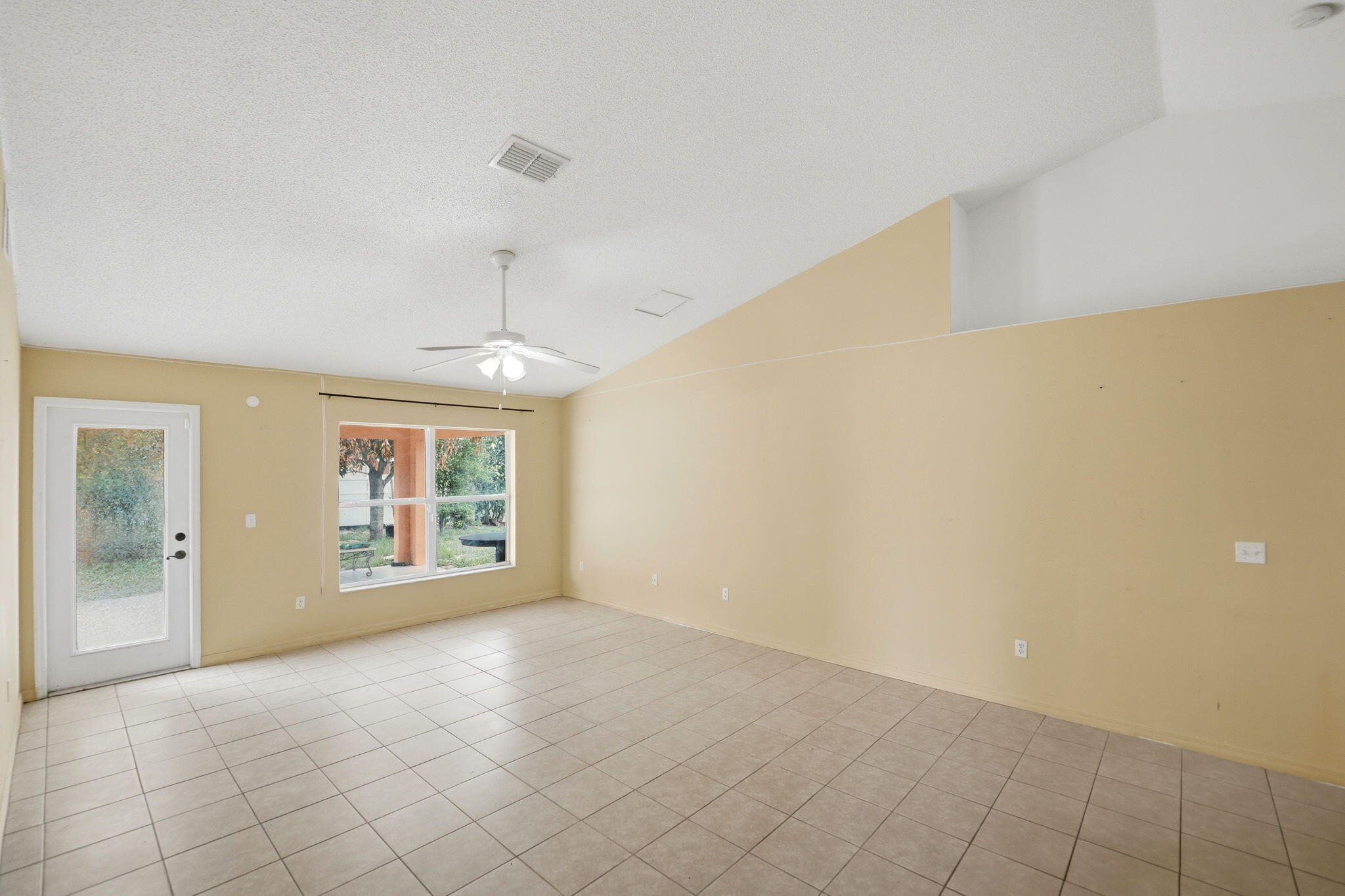 PORT ST LUCIE SECTION 19 - Residential