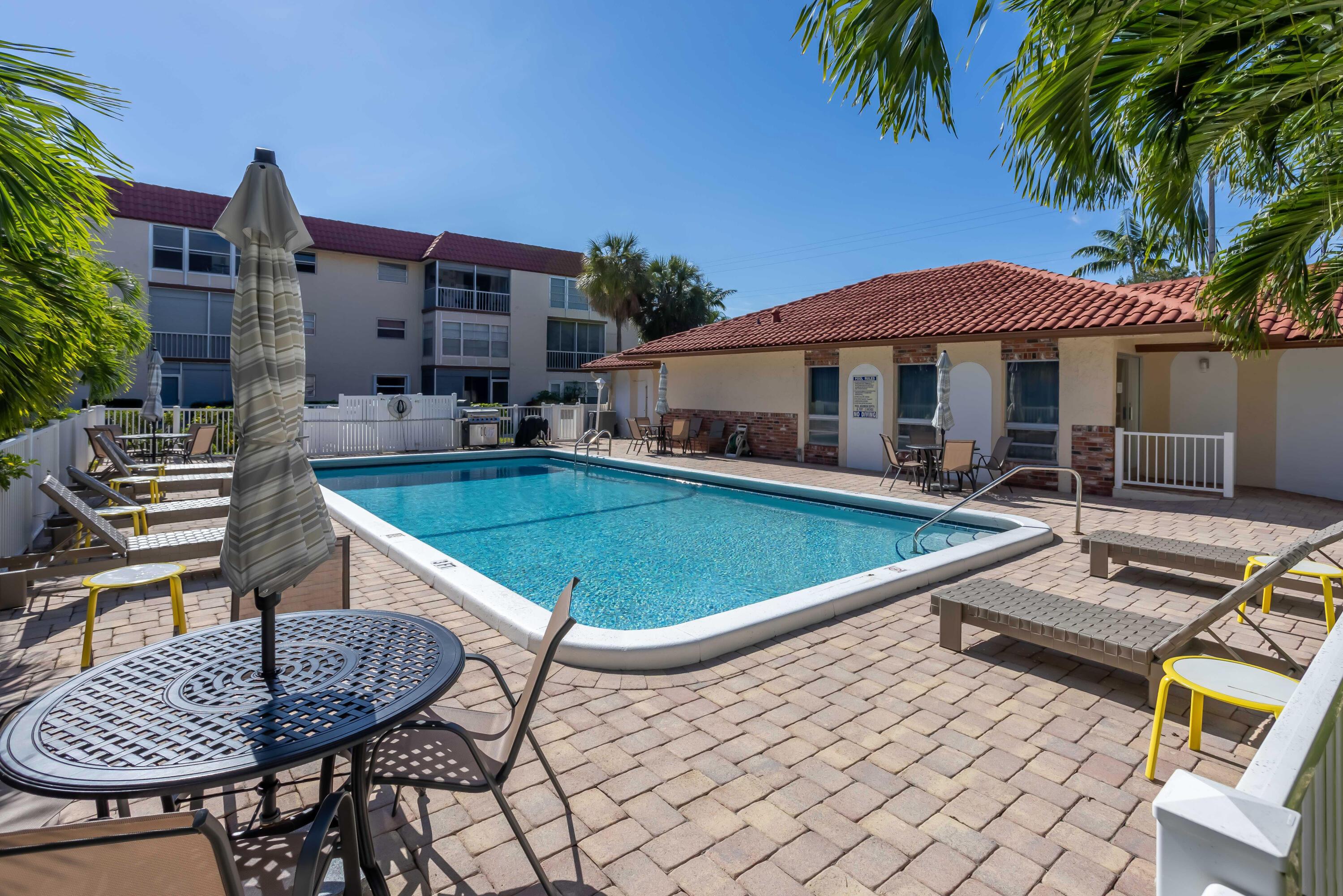 NORTH GARDEN CONDO OF DEERFIELD - Residential