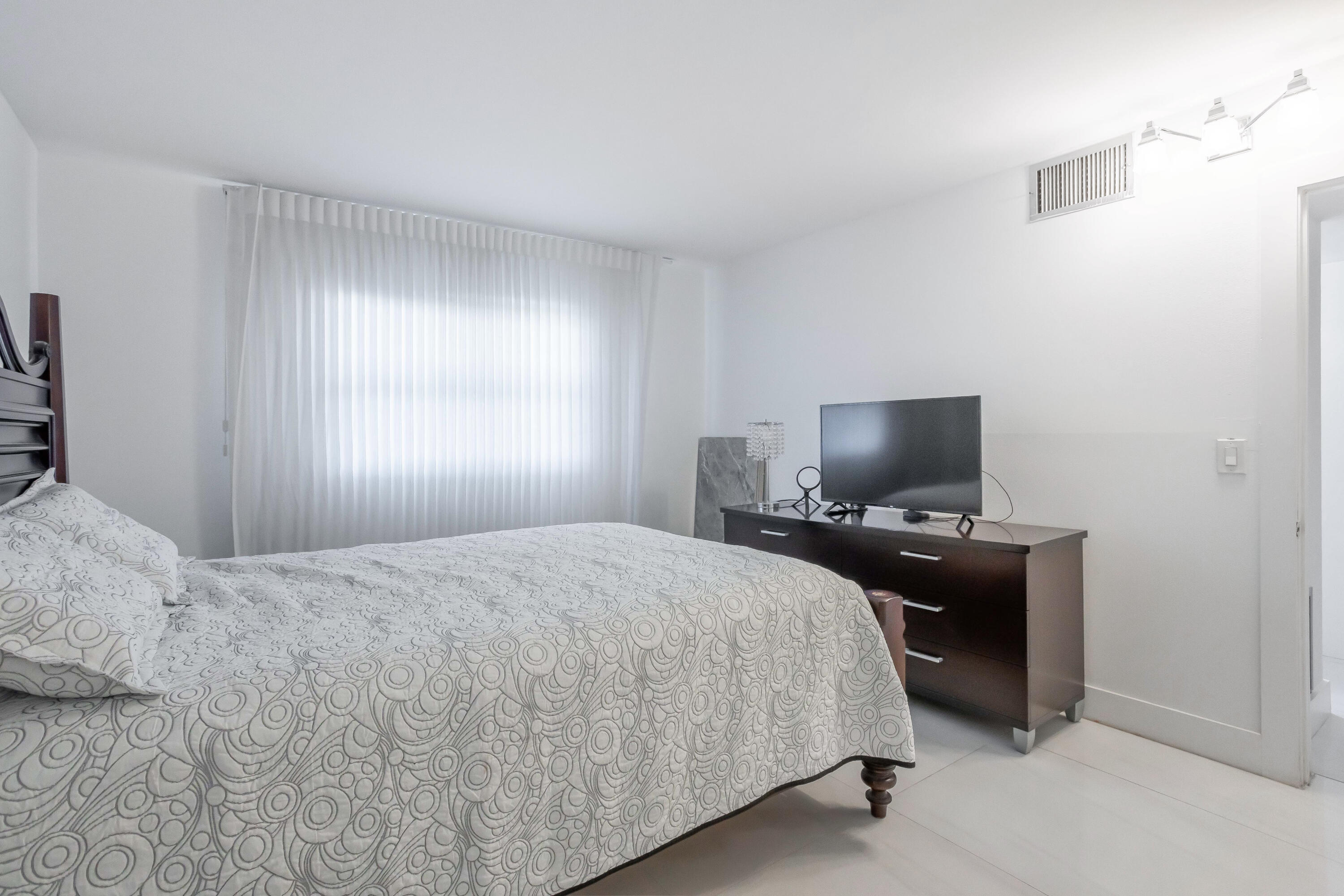 NORTH GARDEN CONDO OF DEERFIELD - Residential