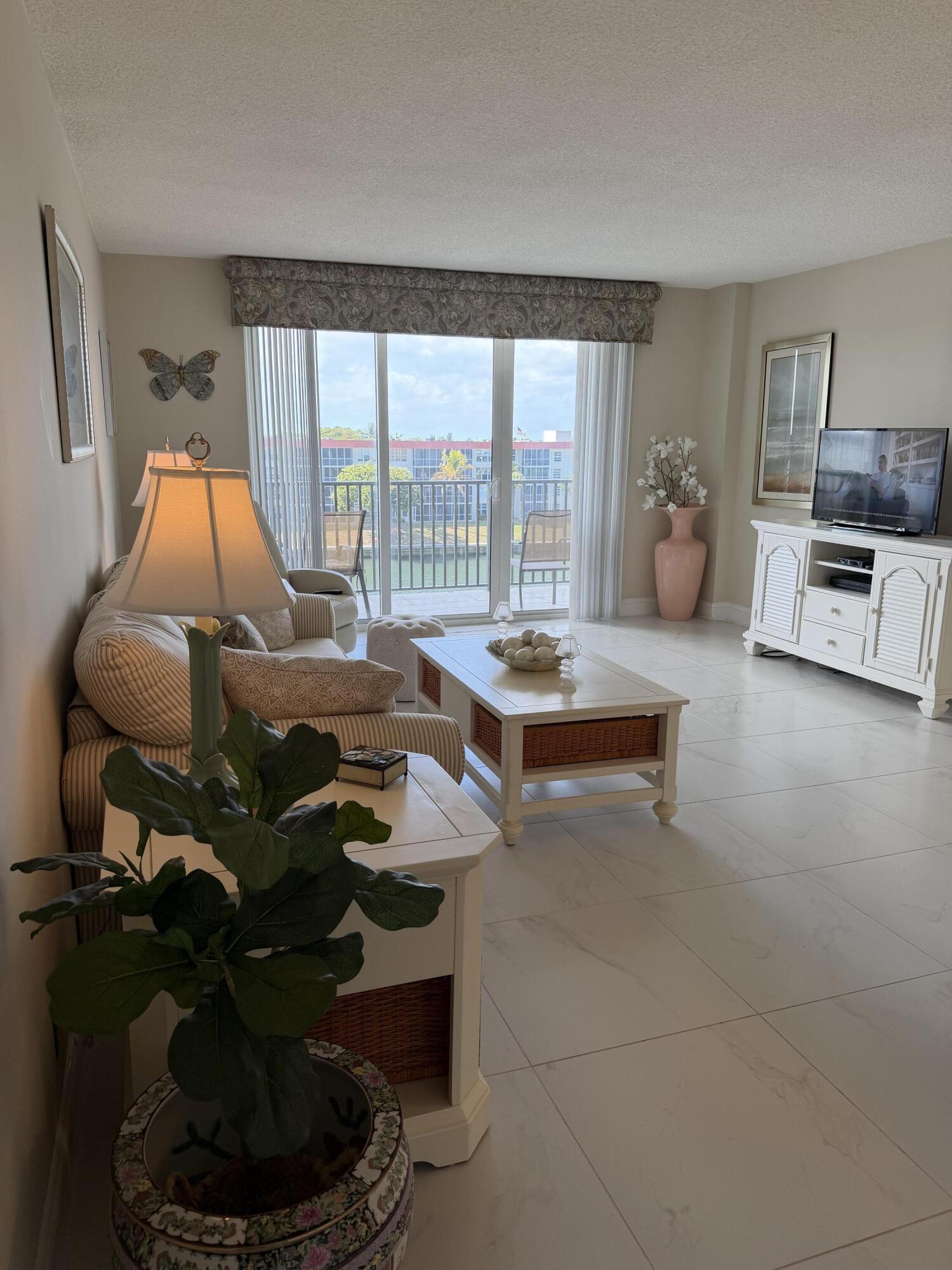 OPAL TOWERS - Residential