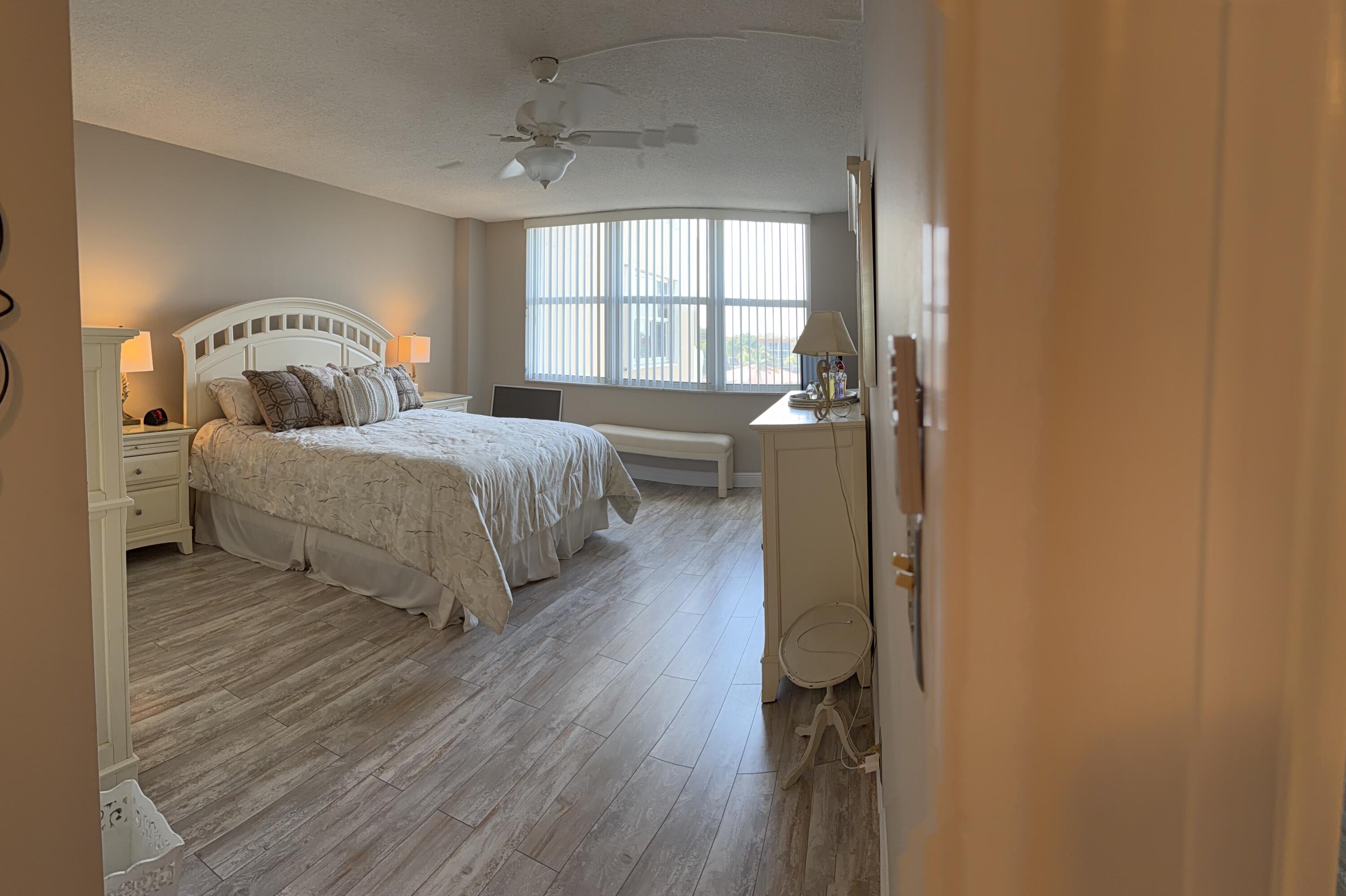 OPAL TOWERS - Residential
