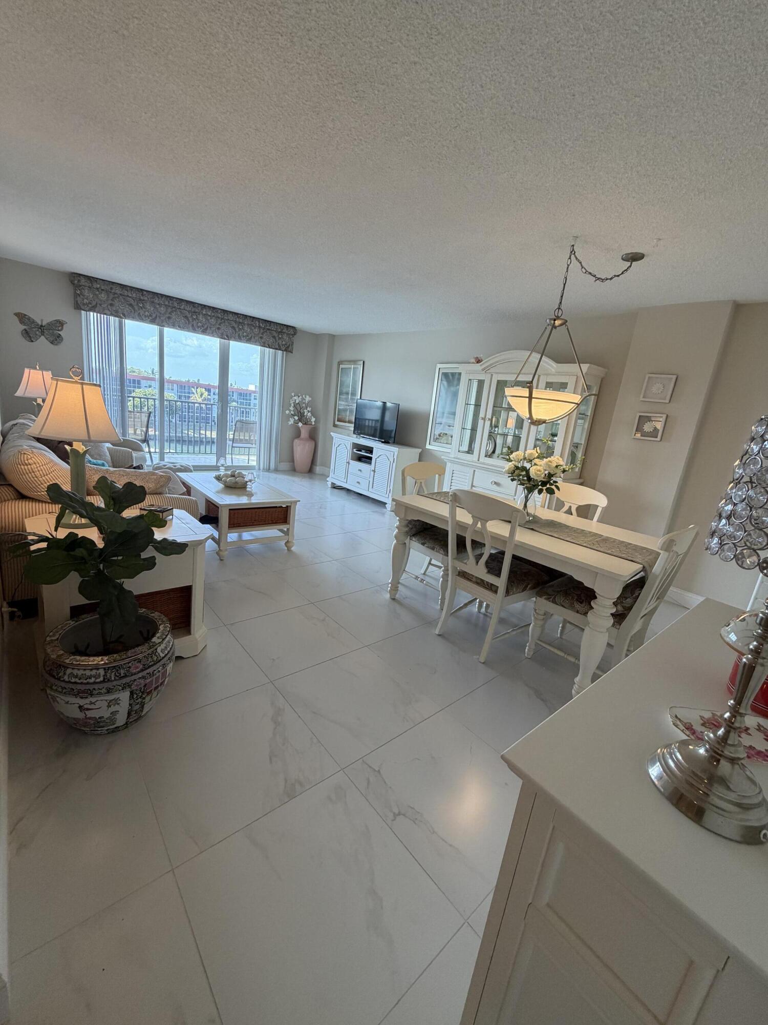 OPAL TOWERS - Residential