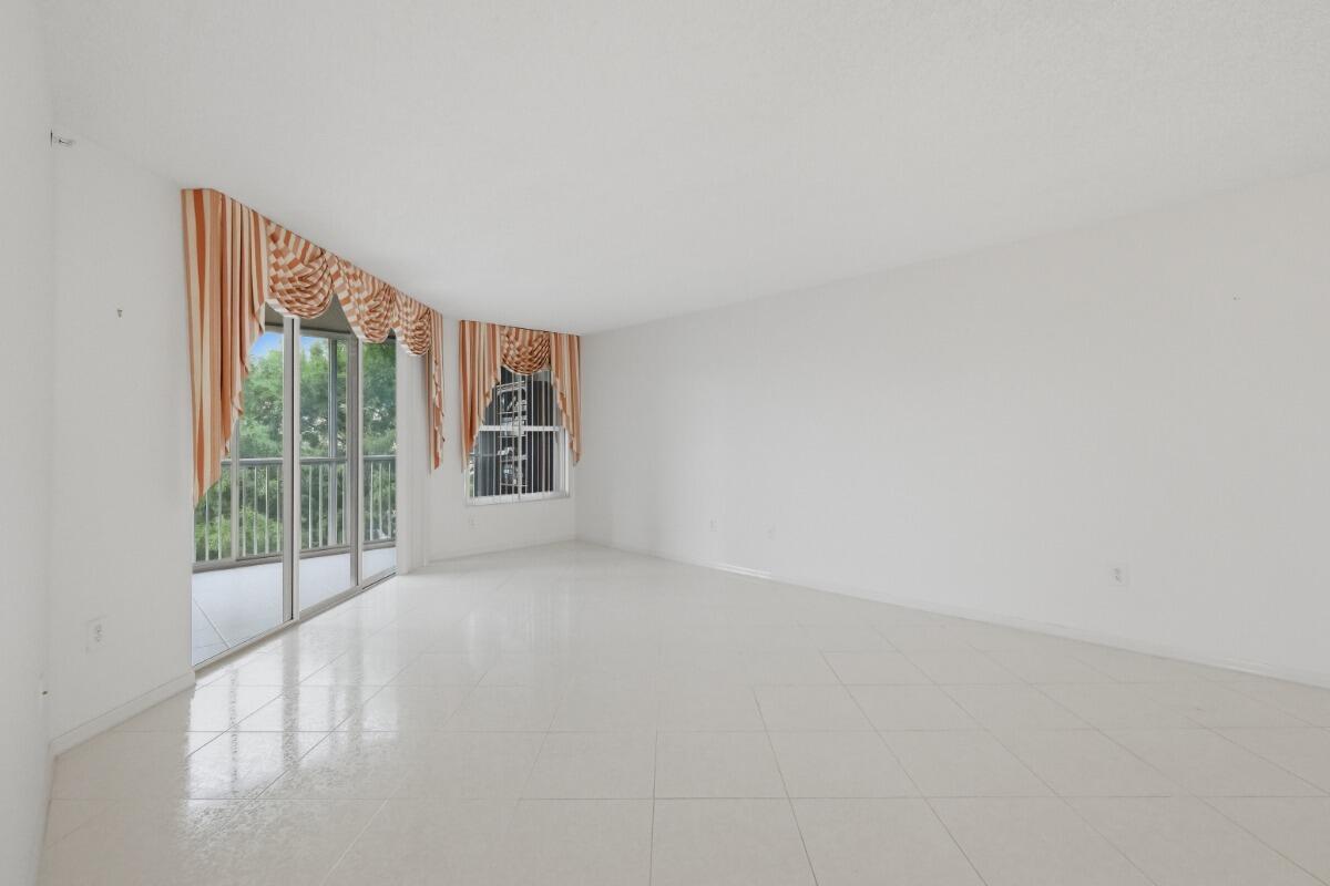 GRANVILLE CONDOMINIUM - Residential