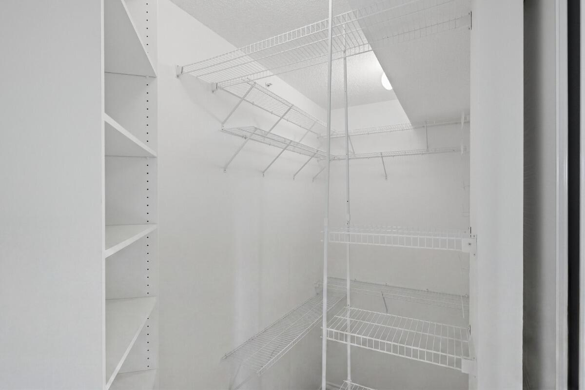 GRANVILLE CONDOMINIUM - Residential