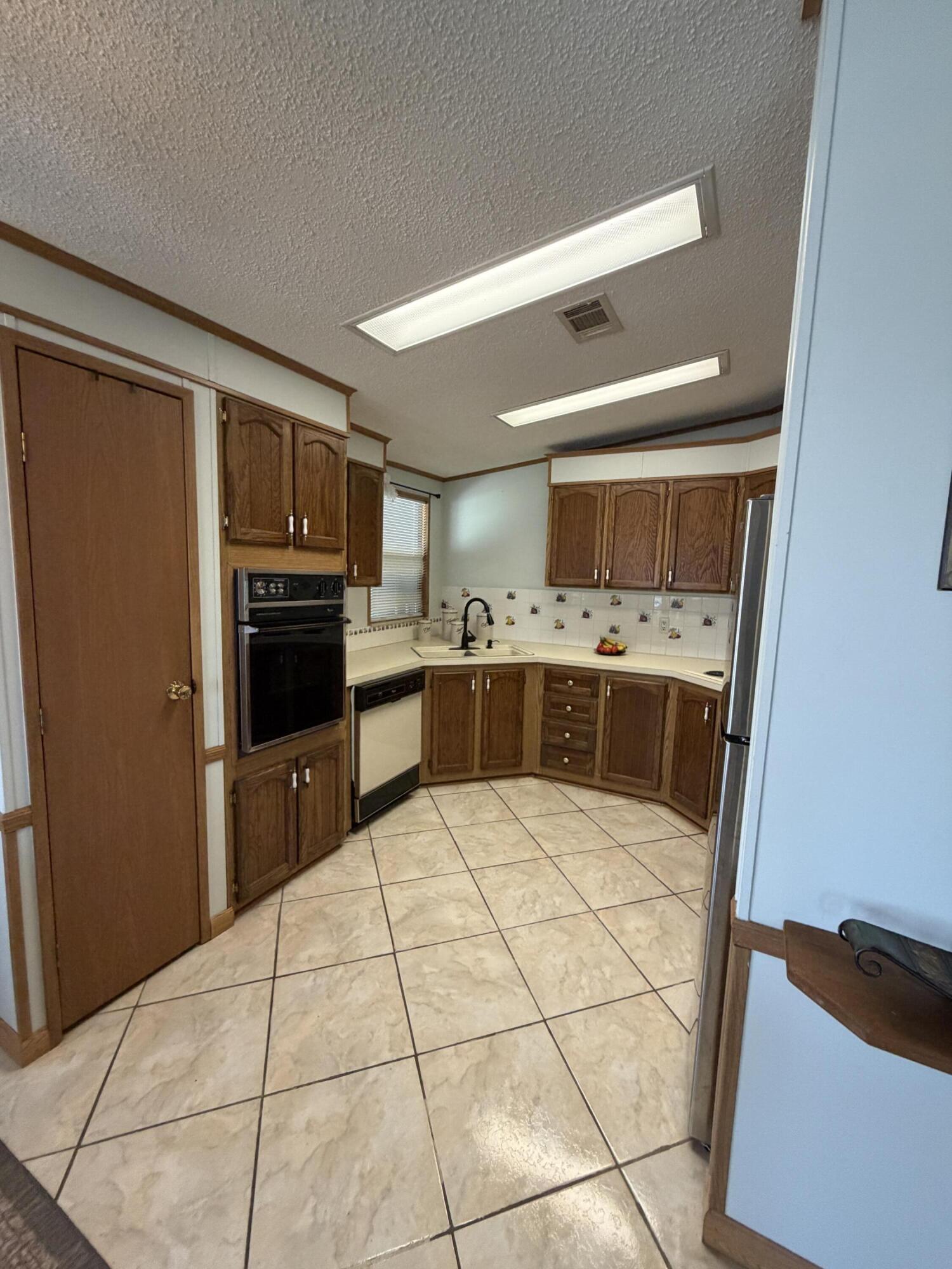 Oasis Village - Residential