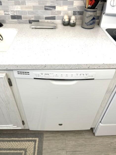 HIGH POINT OF DELRAY BEACH CONDO SEC I - Residential