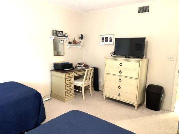 HIGH POINT OF DELRAY BEACH CONDO SEC I - Residential