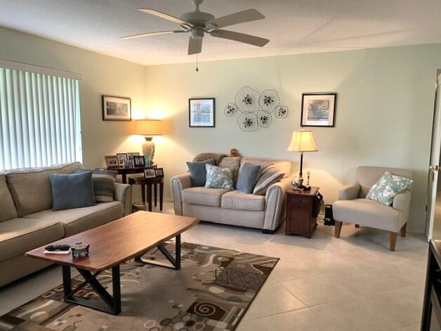 HIGH POINT OF DELRAY BEACH CONDO SEC I - Residential
