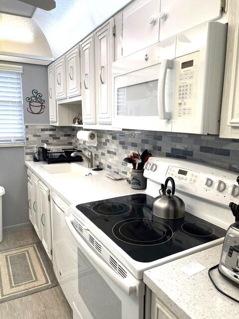 HIGH POINT OF DELRAY BEACH CONDO SEC I - Residential