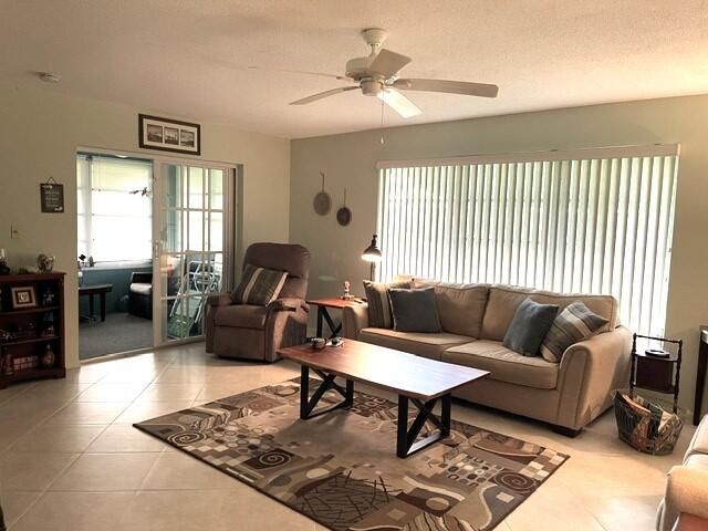 HIGH POINT OF DELRAY BEACH CONDO SEC I - Residential
