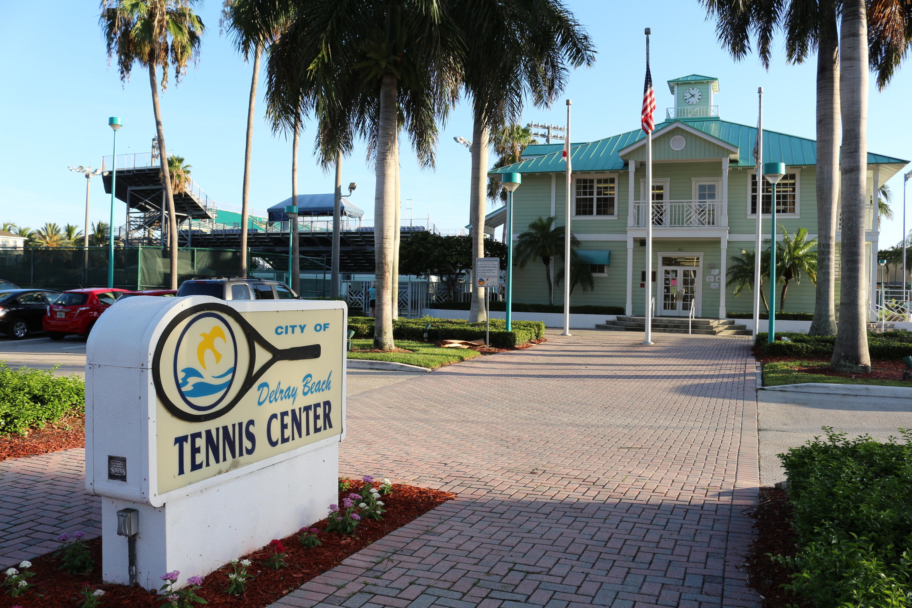 HIGH POINT OF DELRAY BEACH CONDO SEC I - Residential