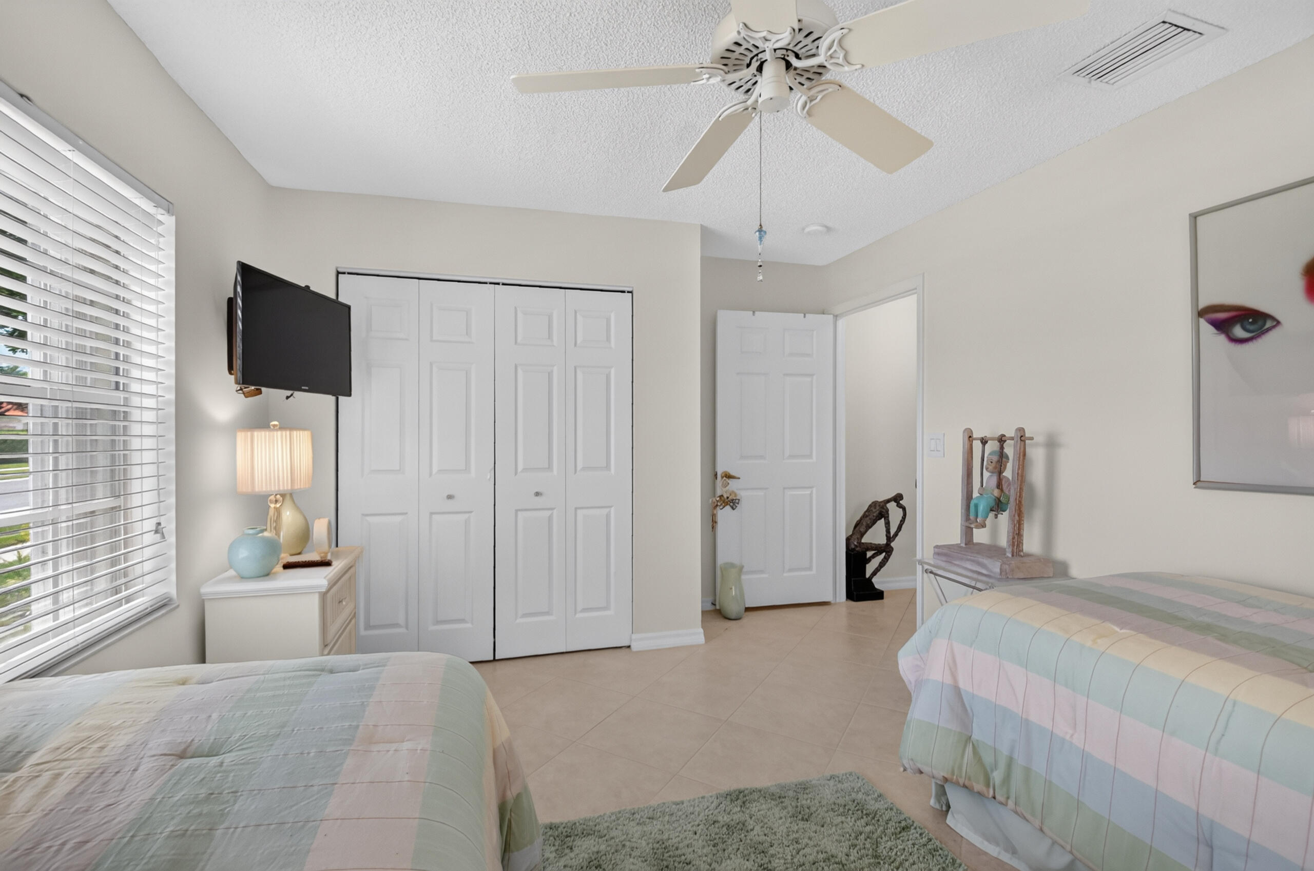 FLORAL LAKES 2 - Residential