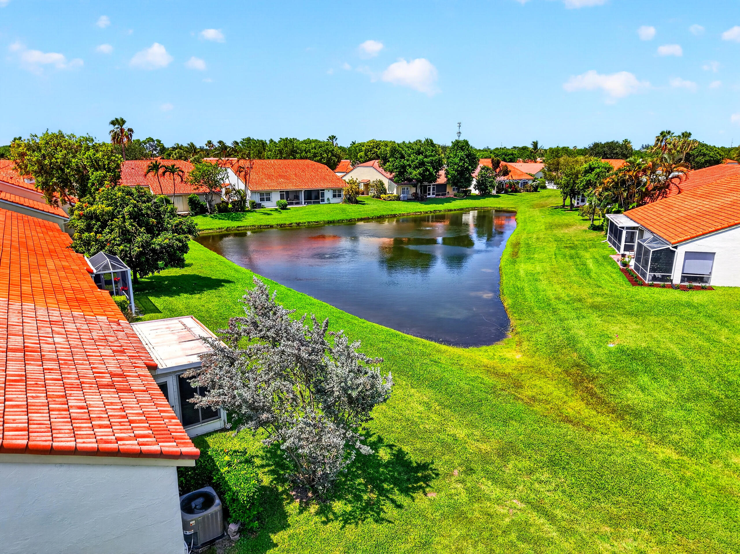 FLORAL LAKES 2 - Residential