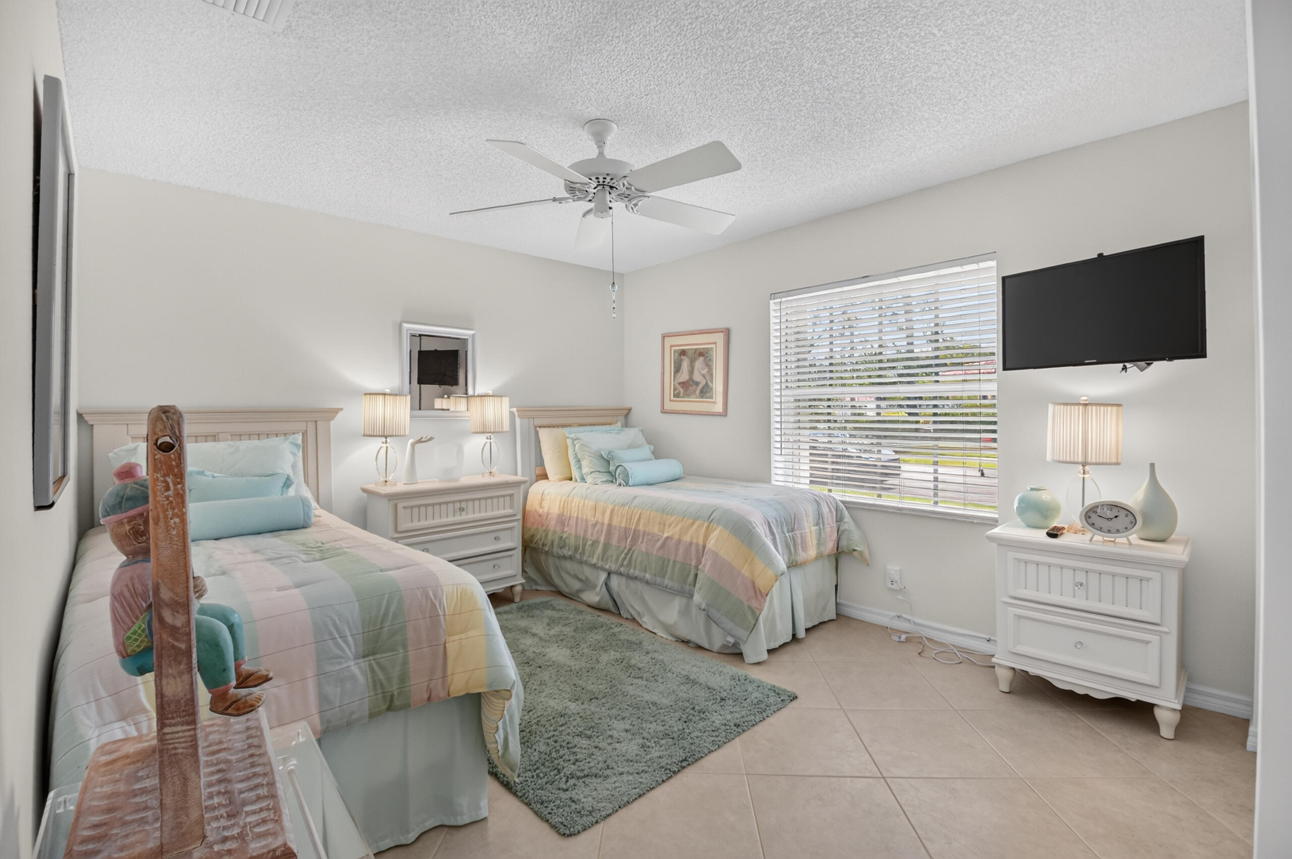 FLORAL LAKES 2 - Residential