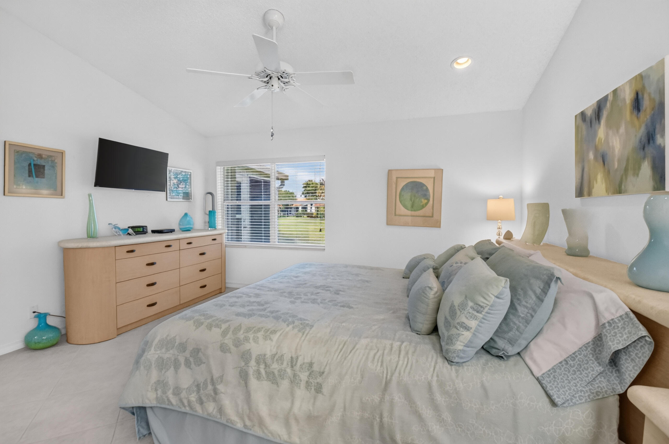 FLORAL LAKES 2 - Residential