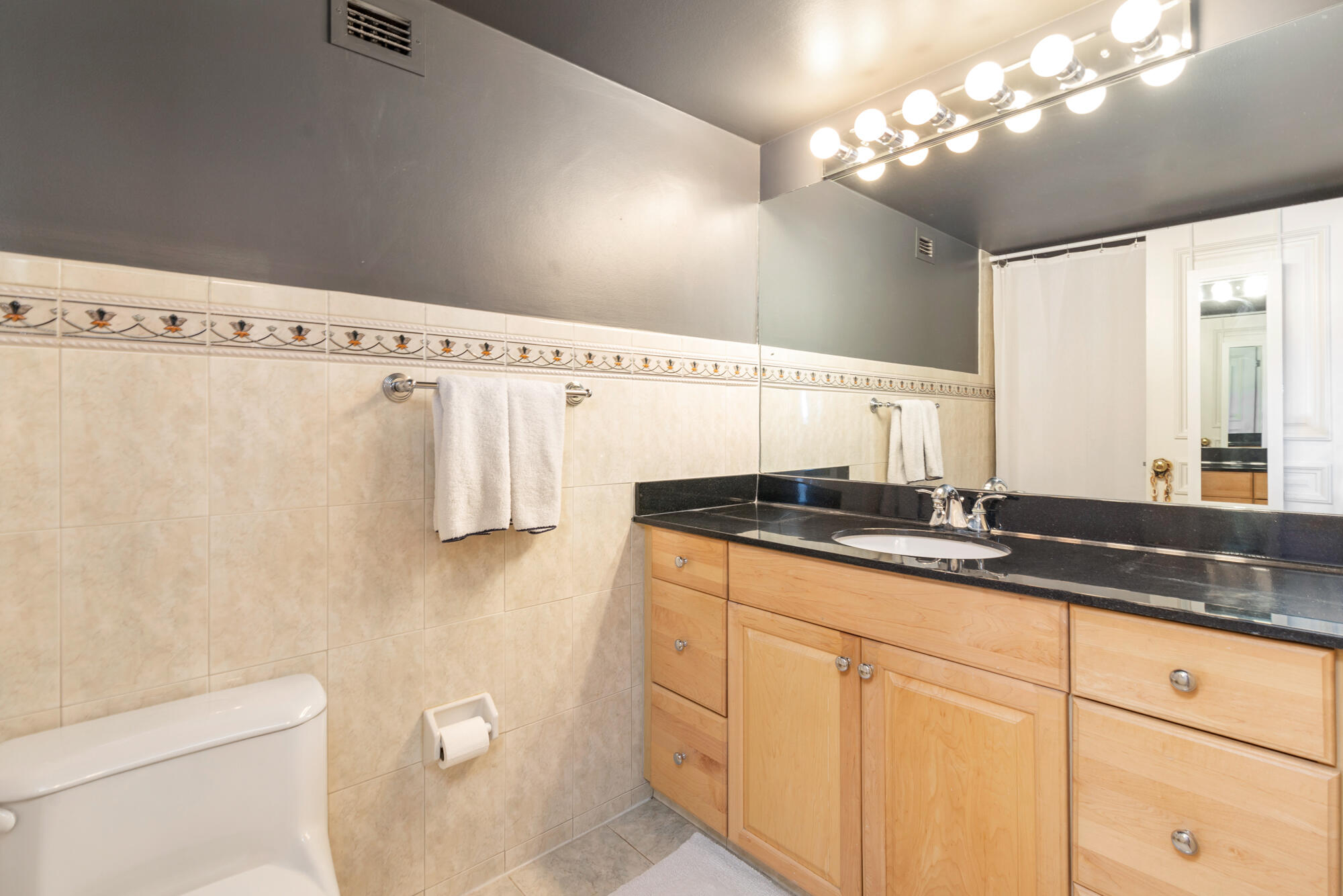 PORTOFINO SOUTH CONDO ESTATES OF SOUTH PALM BEA - Residential Lease