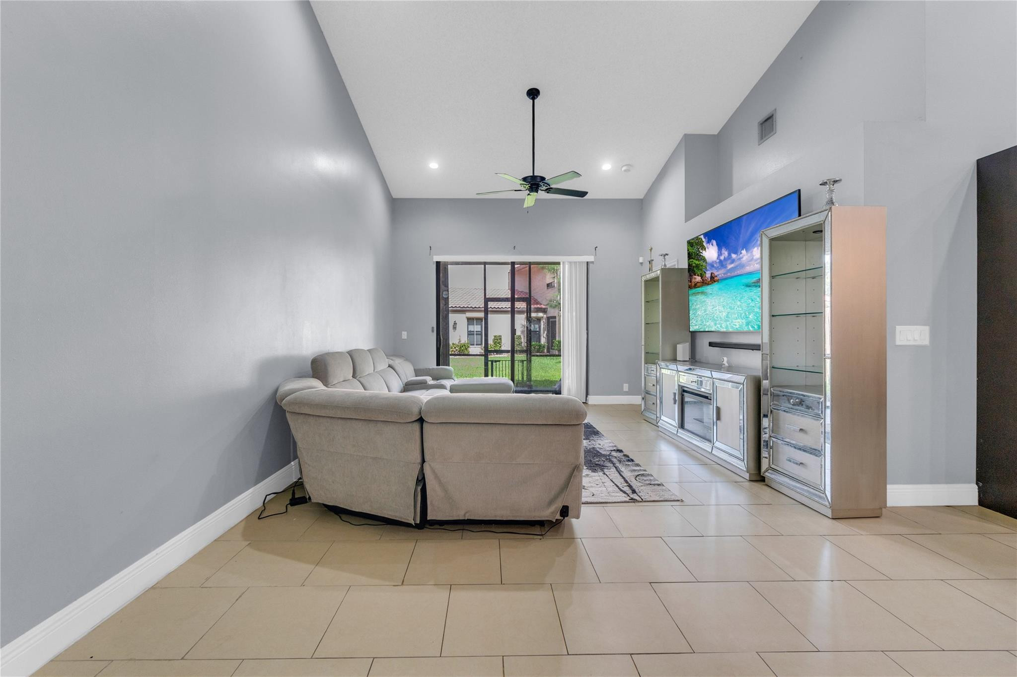 La Mirage - Residential