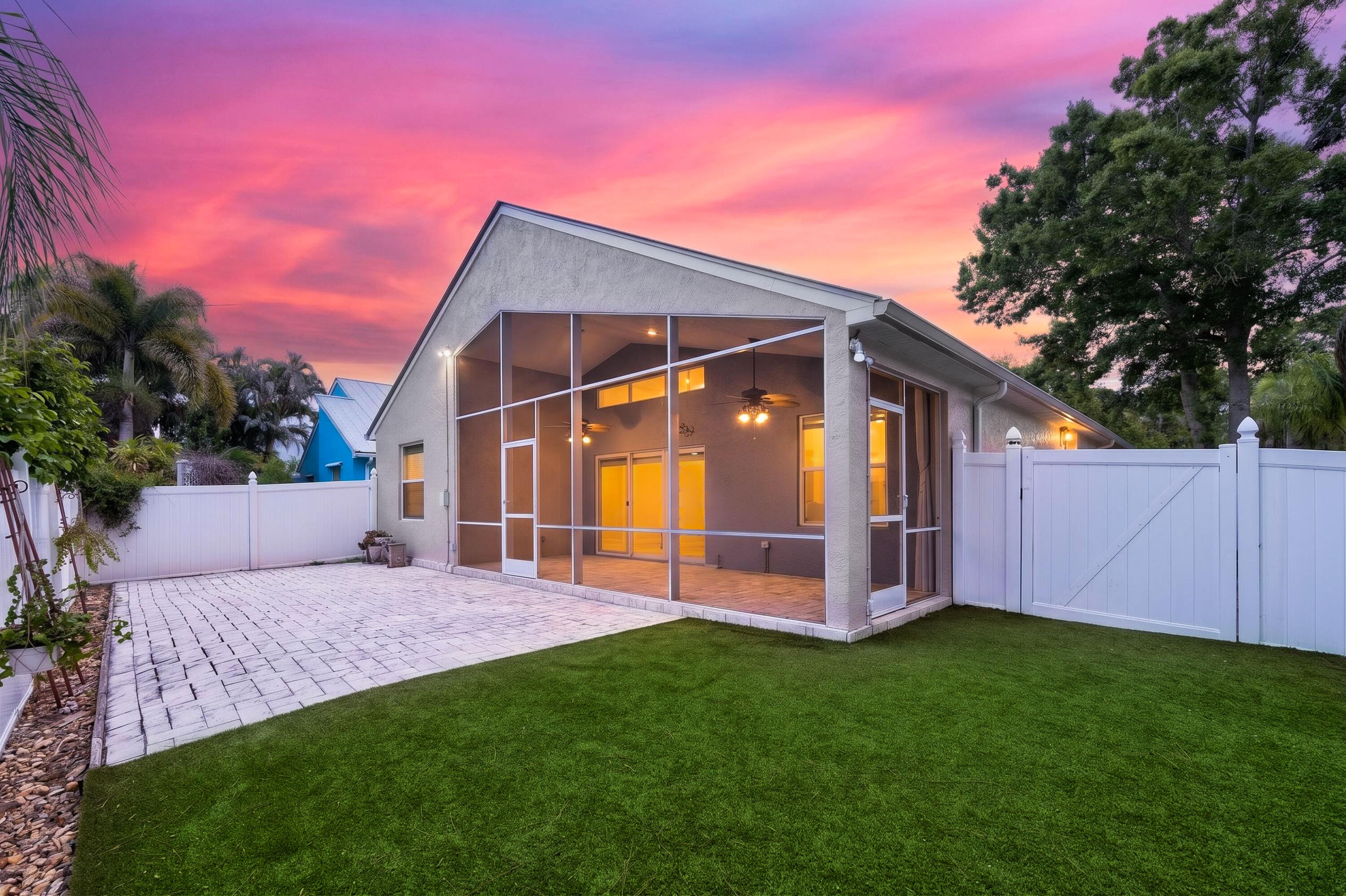THE VILLAS - Residential