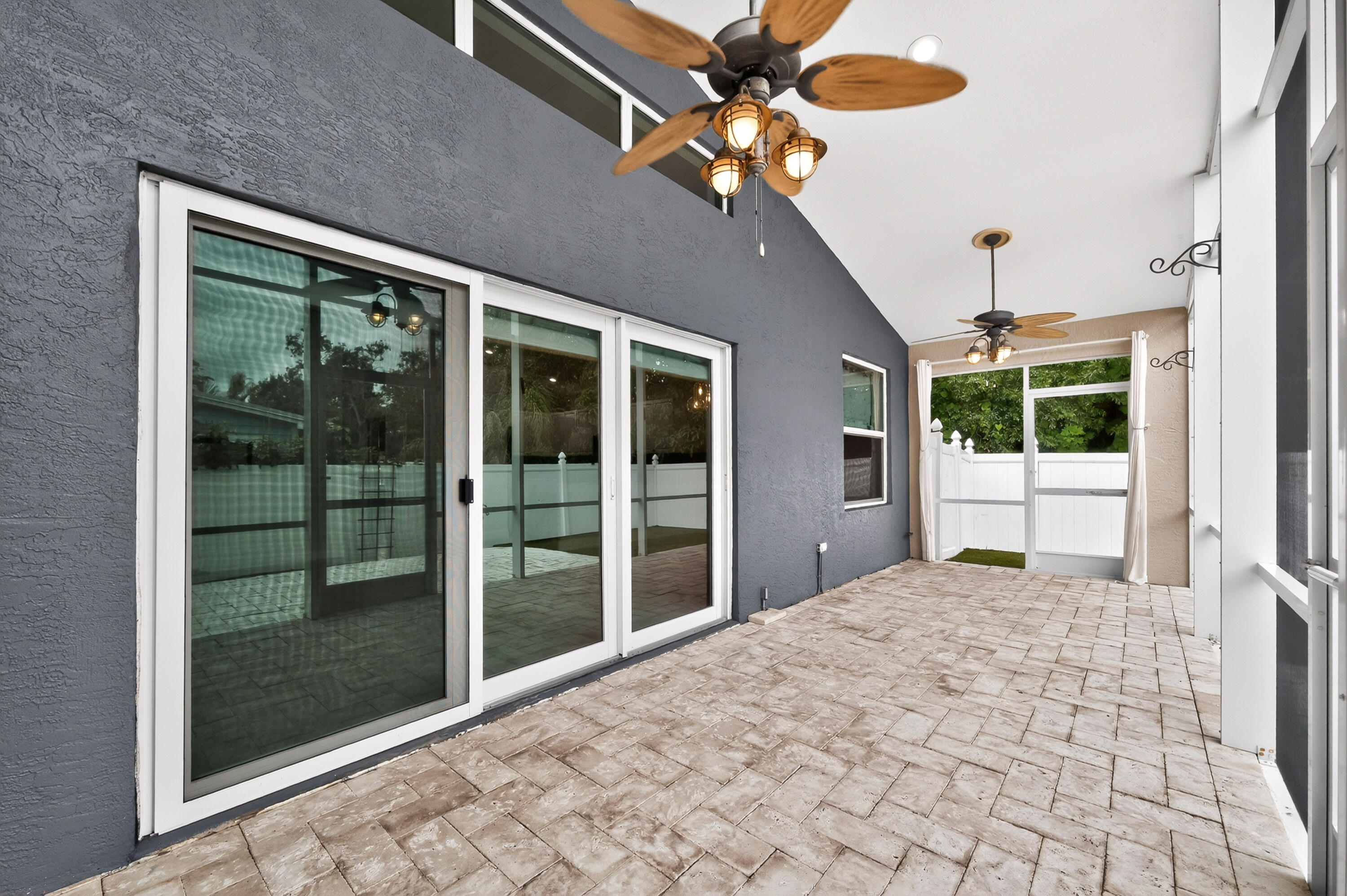 THE VILLAS - Residential