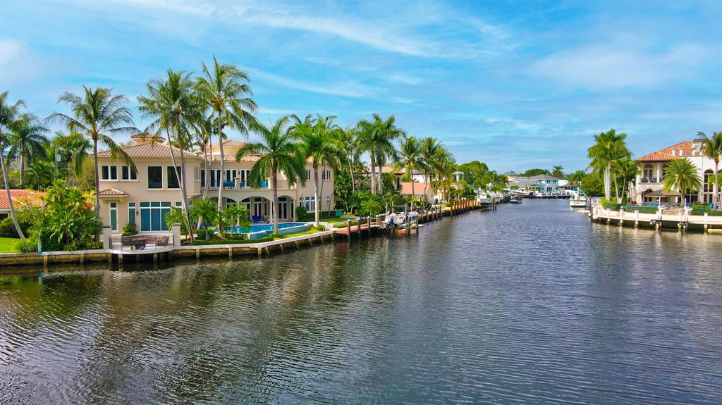 LITTLE HARBOR ON THE HILLSBORO SEC 1 - Residential