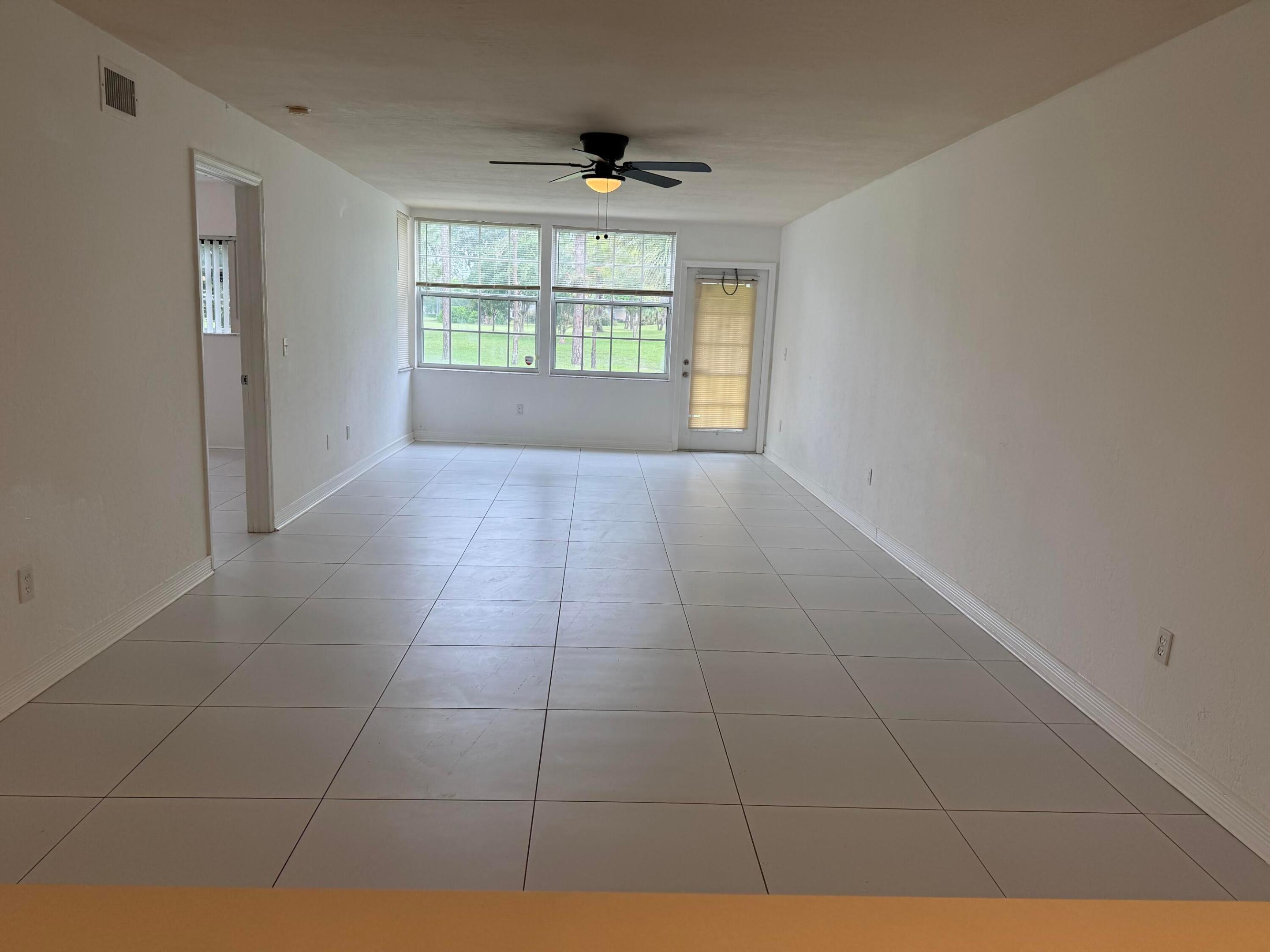 PALM BEACH TRACE - Residential Lease