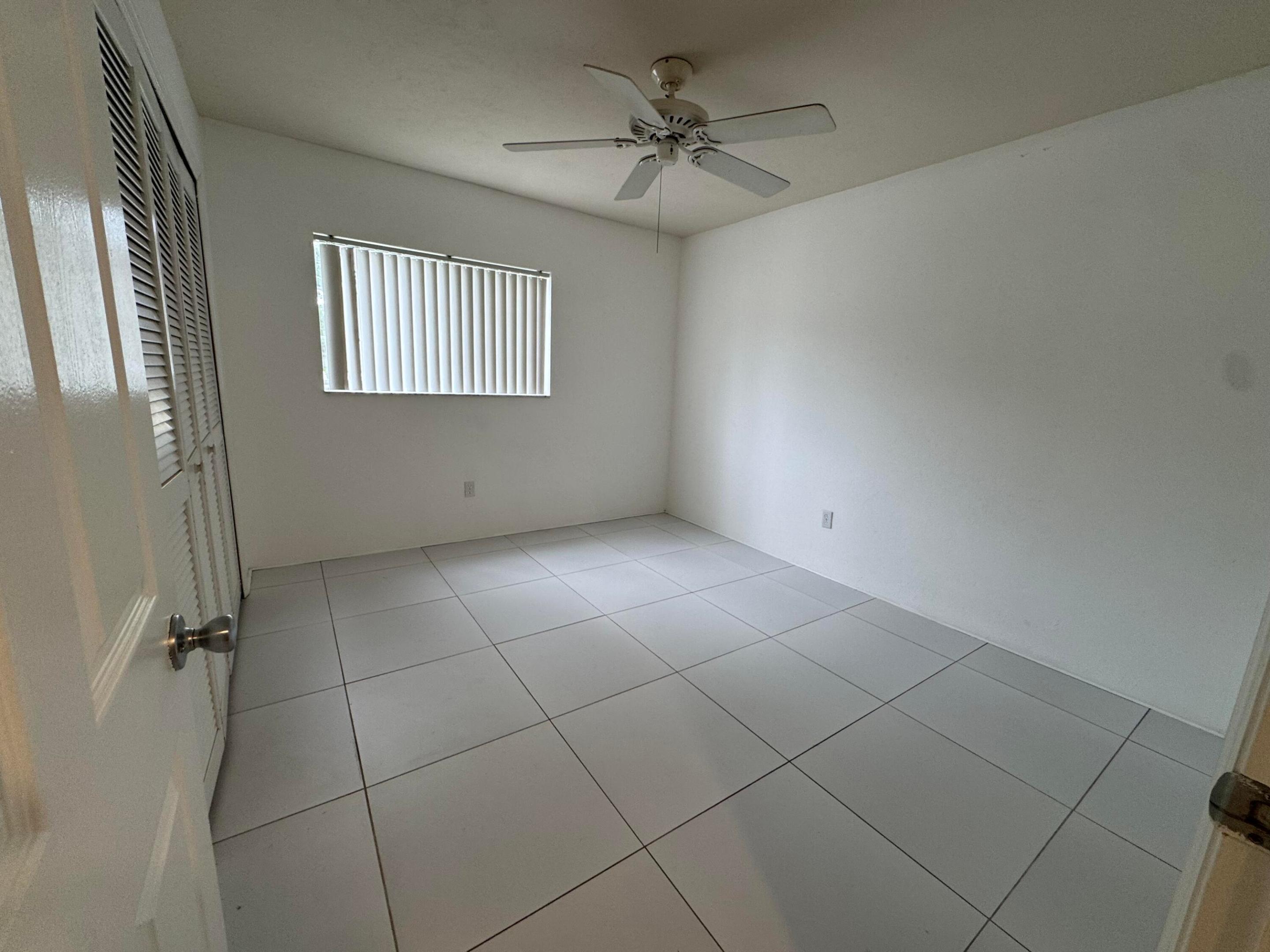 PALM BEACH TRACE - Residential Lease