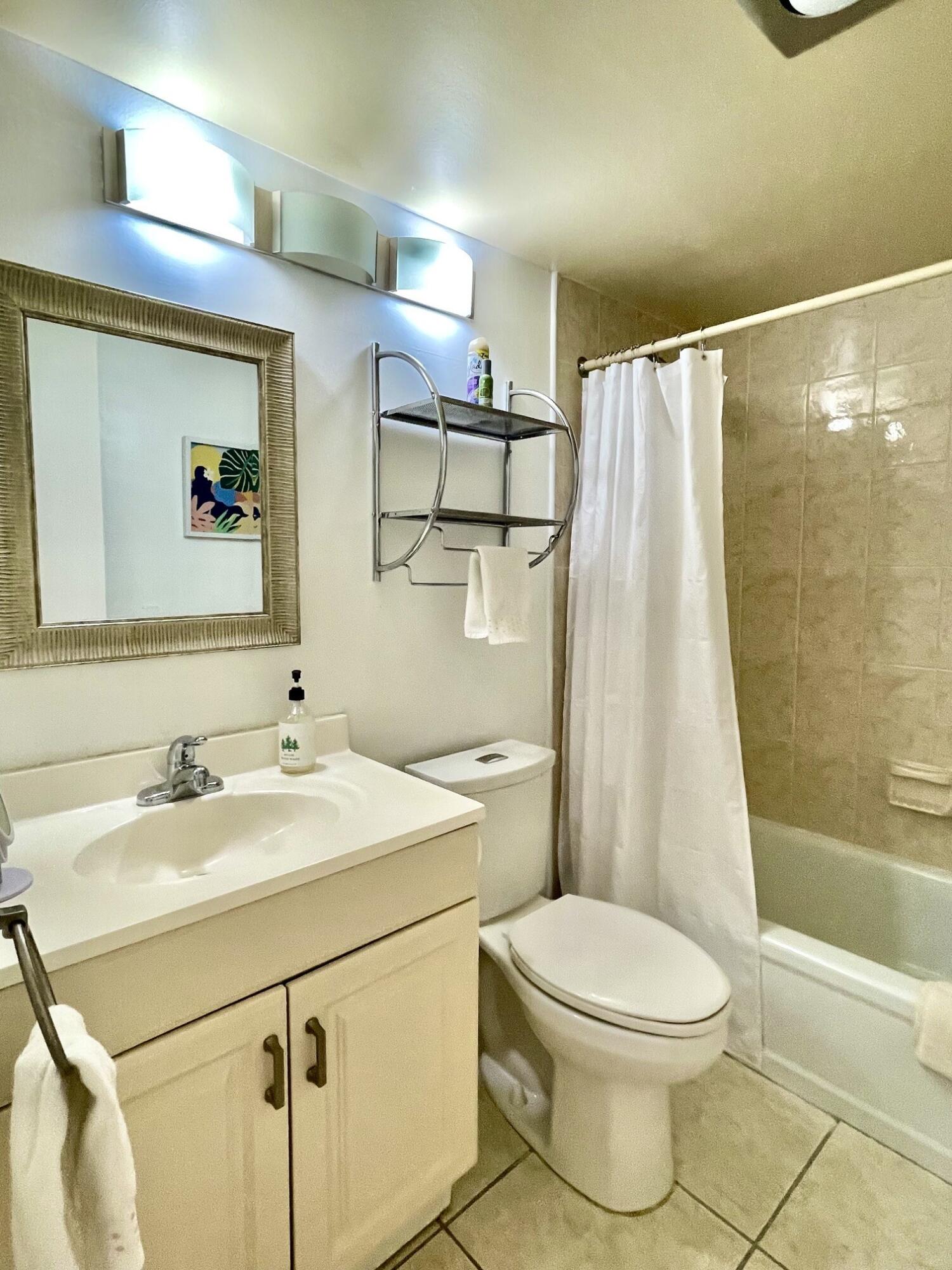 KENT CONDOS - Residential