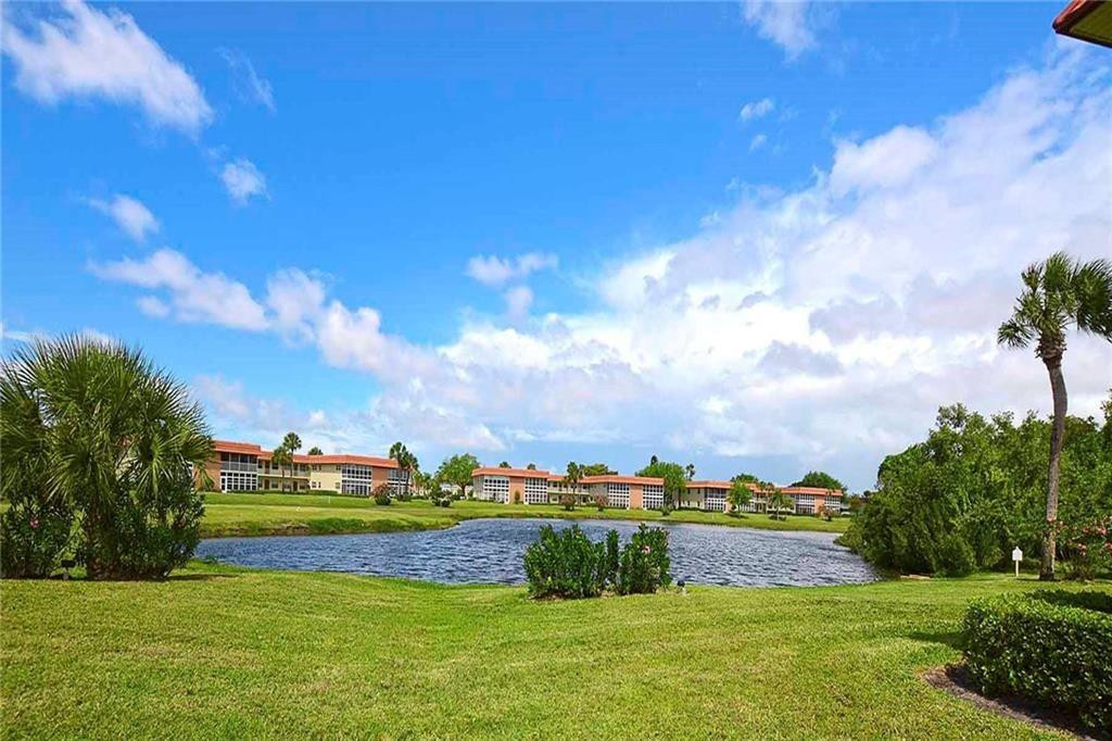 VISTA ROYALE PHASE IV BLDGS 83-111 - Residential Lease