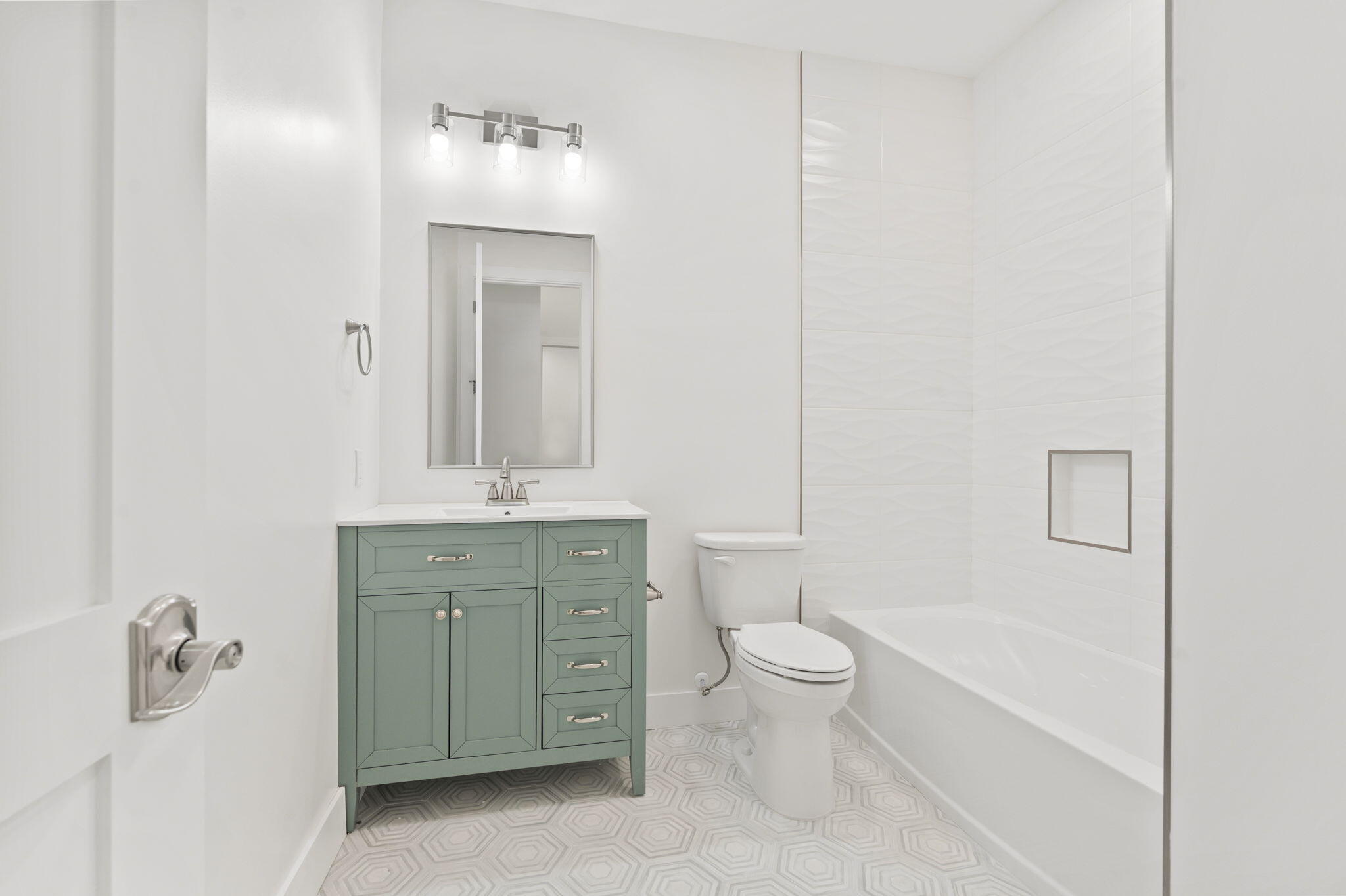 516 ALAMANDA - Residential